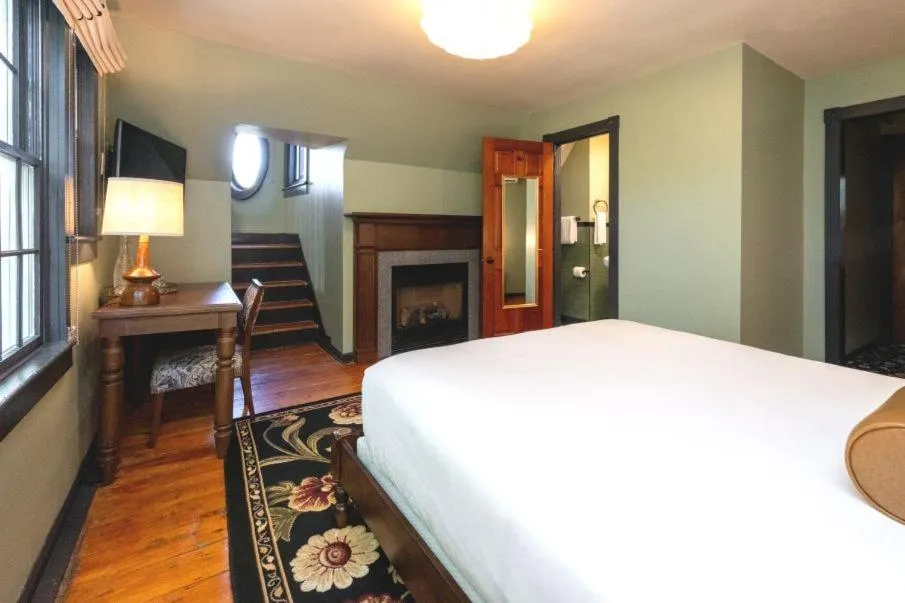 Bedroom, Bed in The Constance by The Lenox Collection