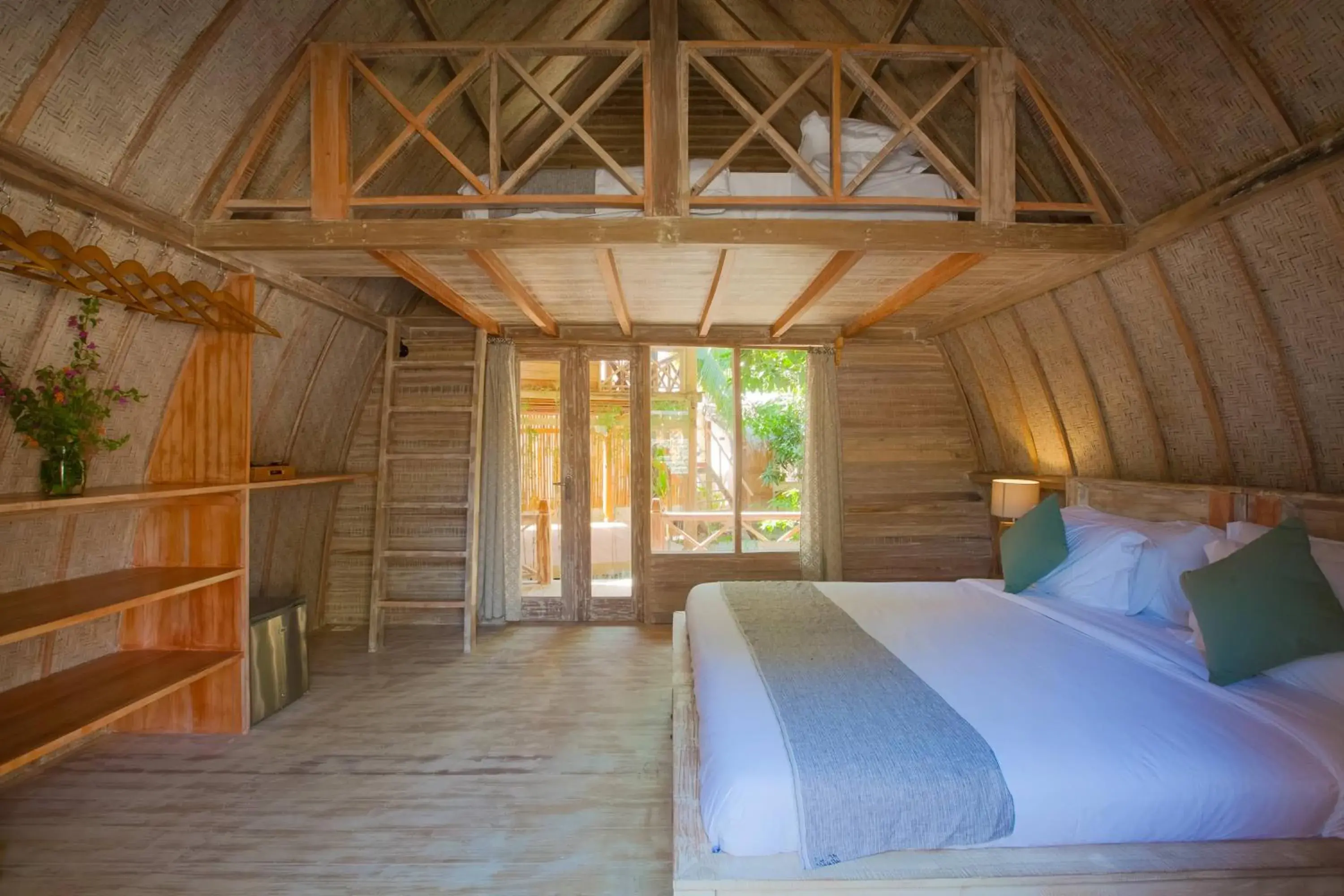 Family Bungalow in Flowers & Fire Yoga Garden Family Bungalow in Flowers & Fire Yoga Garden