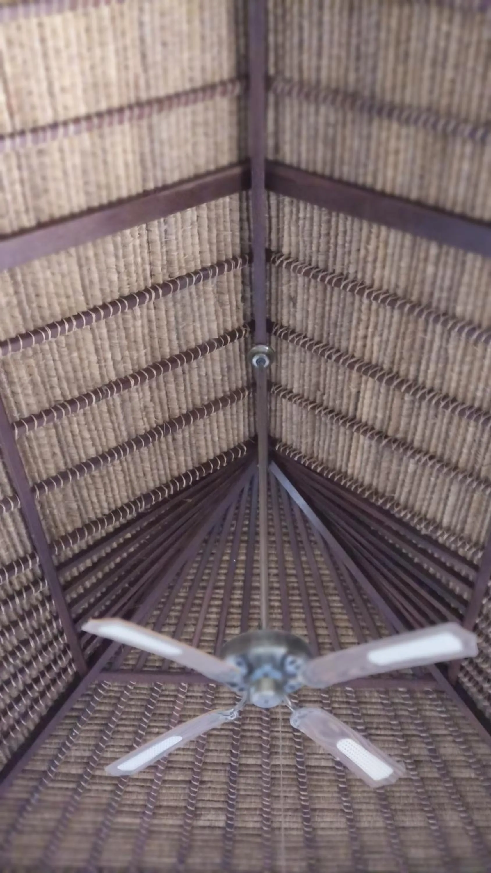 Bed in Jemeluk Beach Bungalows