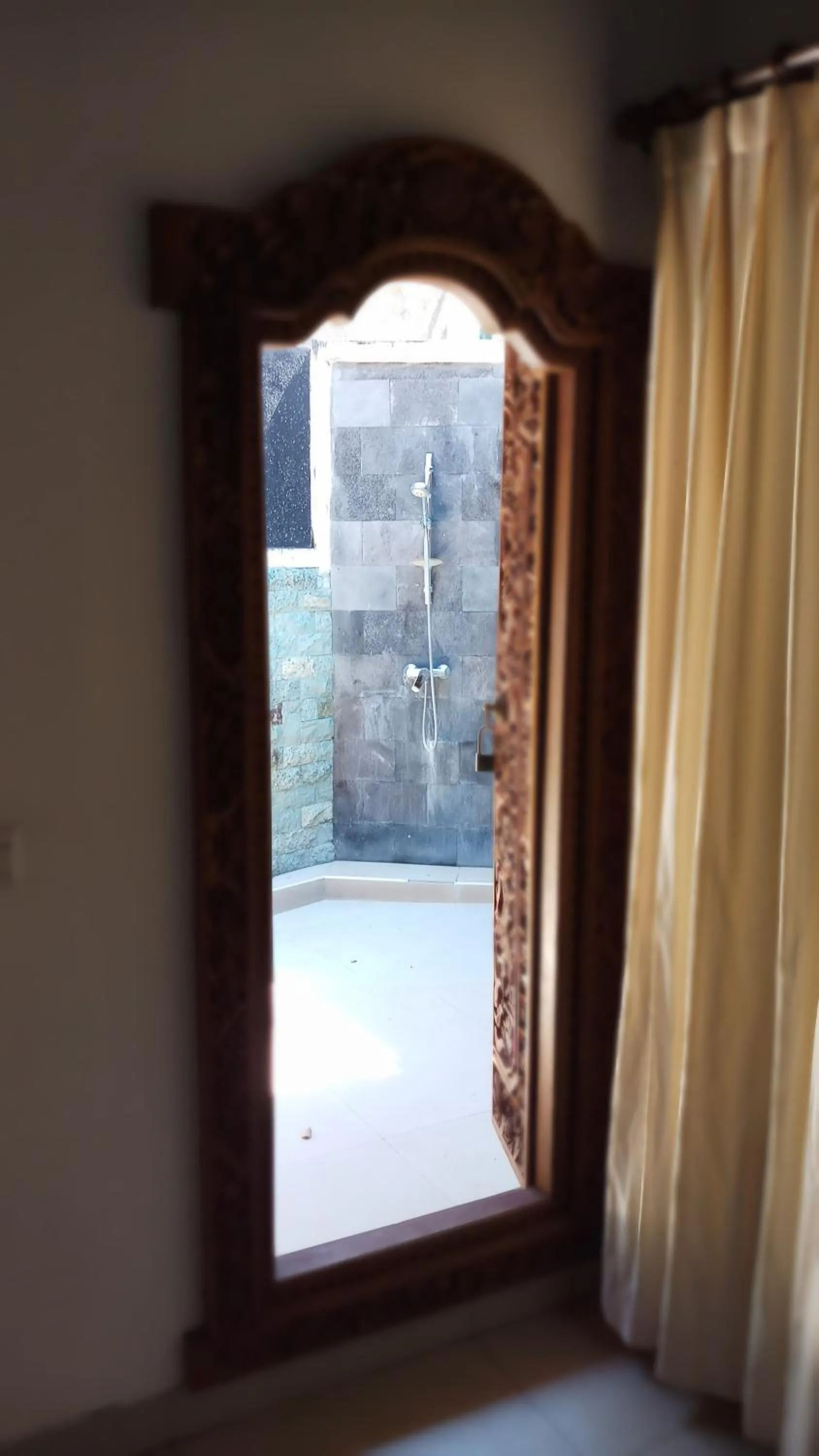 Bathroom in Jemeluk Beach Bungalows