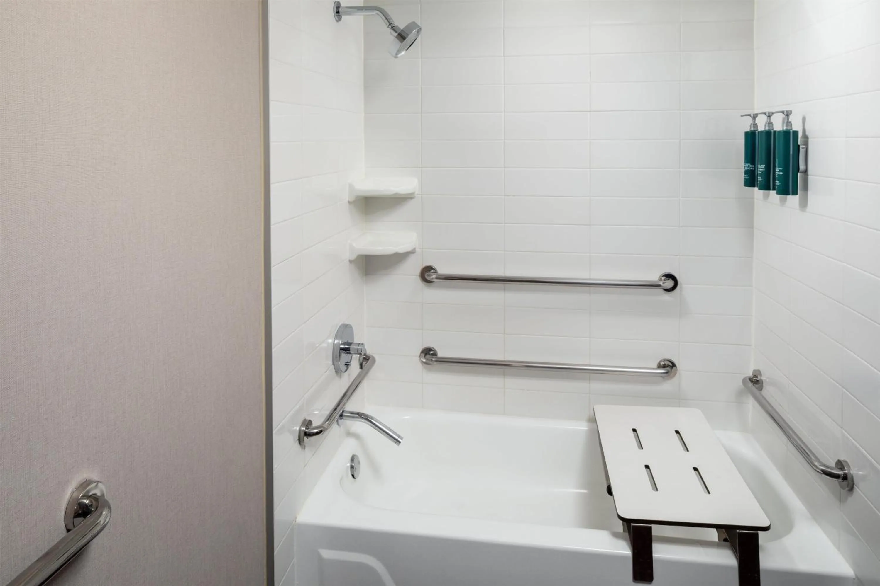 Bathroom in Hilton Albany