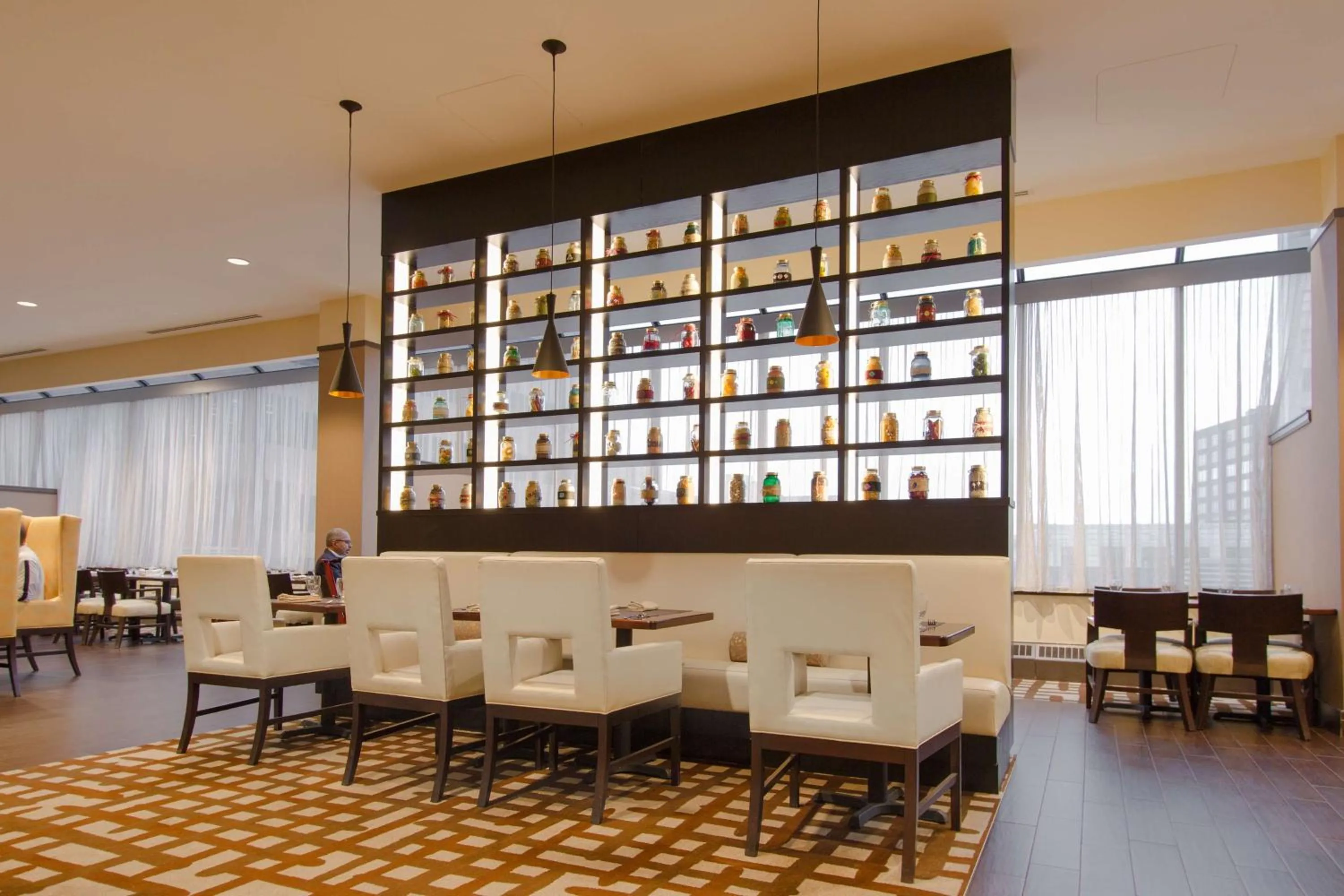 Restaurant/places to eat in Hilton Albany