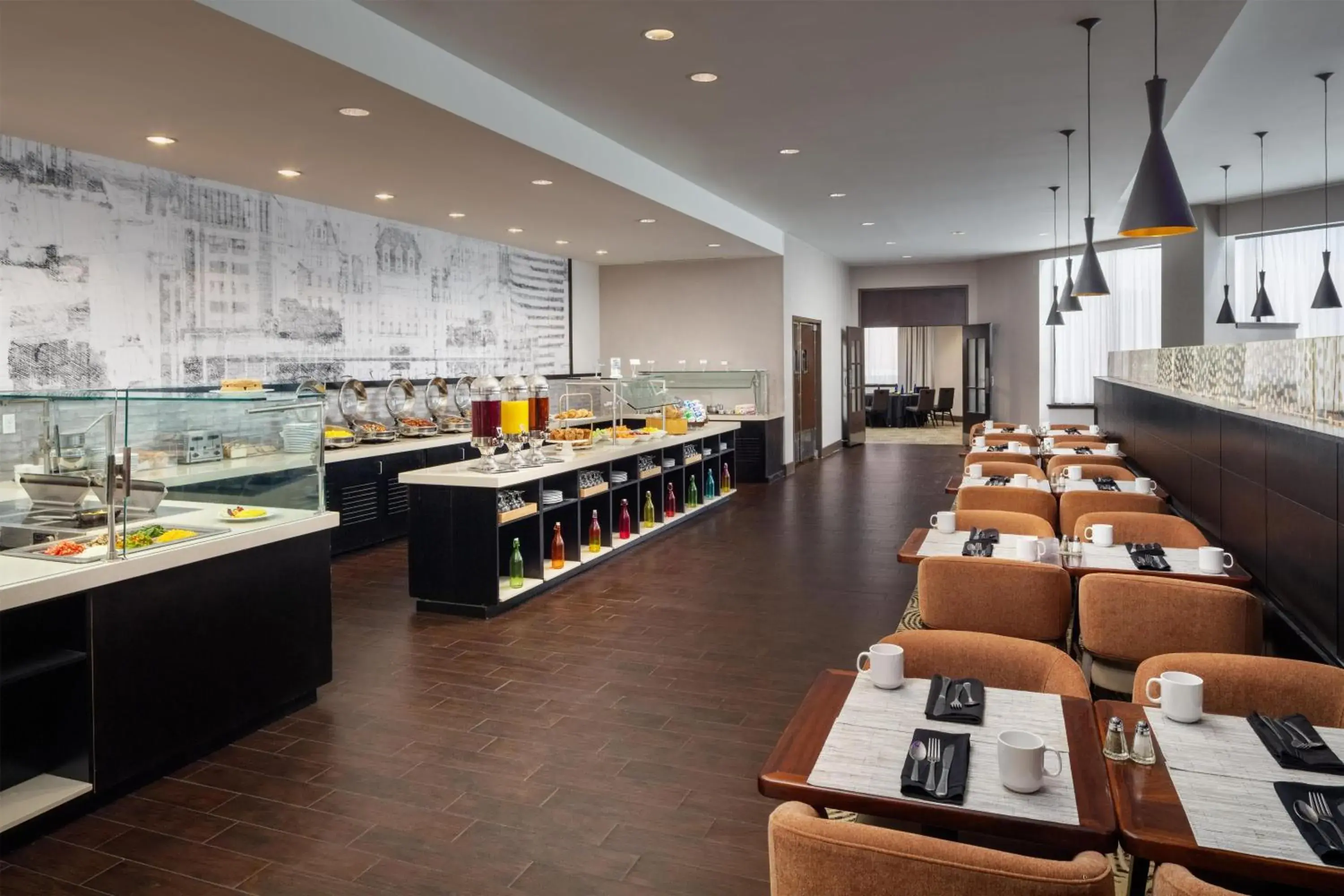 Restaurant/places to eat in Hilton Albany Restaurant/places to eat in Hilton Albany