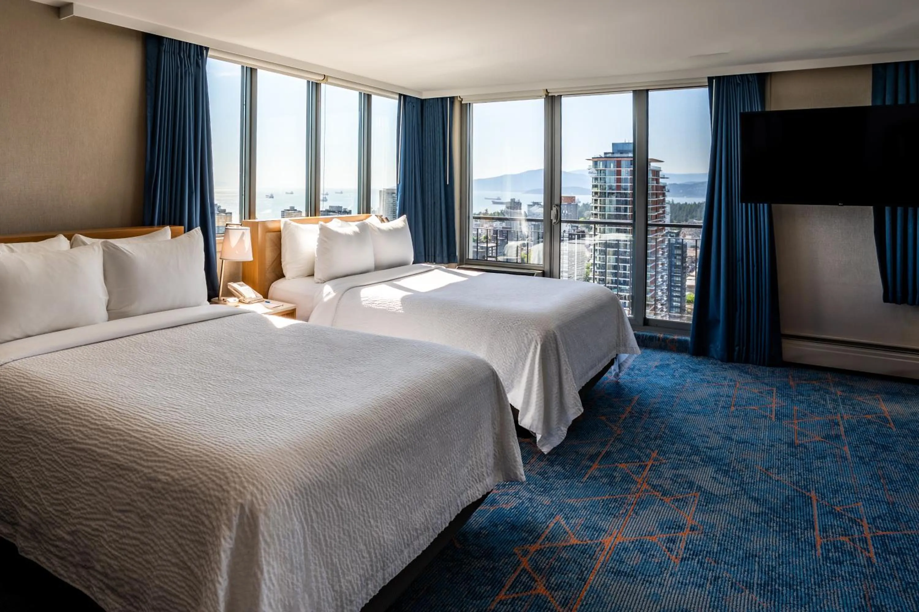 Bed in Blue Horizon Hotel