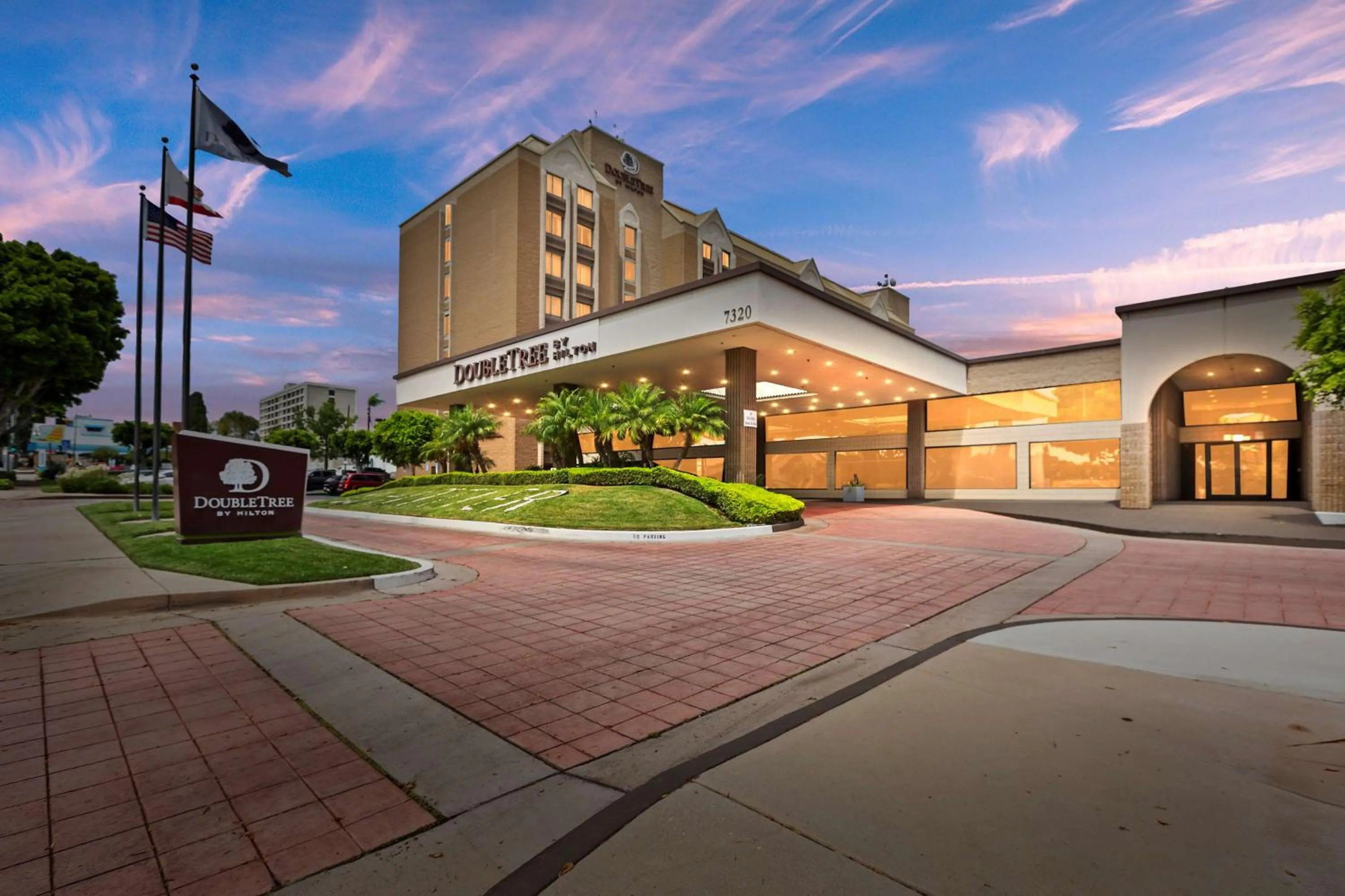 Property building in Doubletree by Hilton Whittier