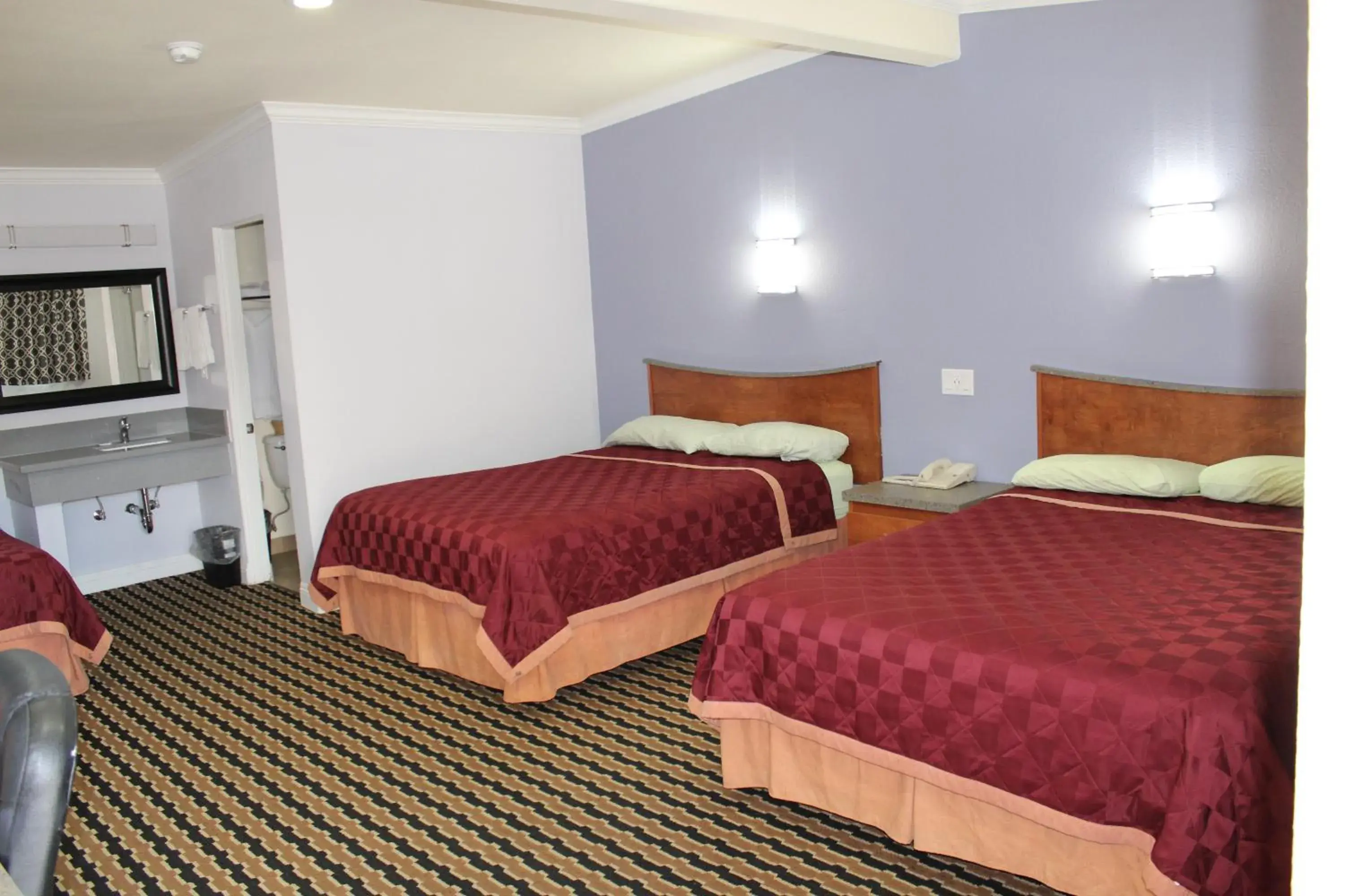 Family Room - single occupancy in Trails Motel Family Room - single occupancy in Trails Motel