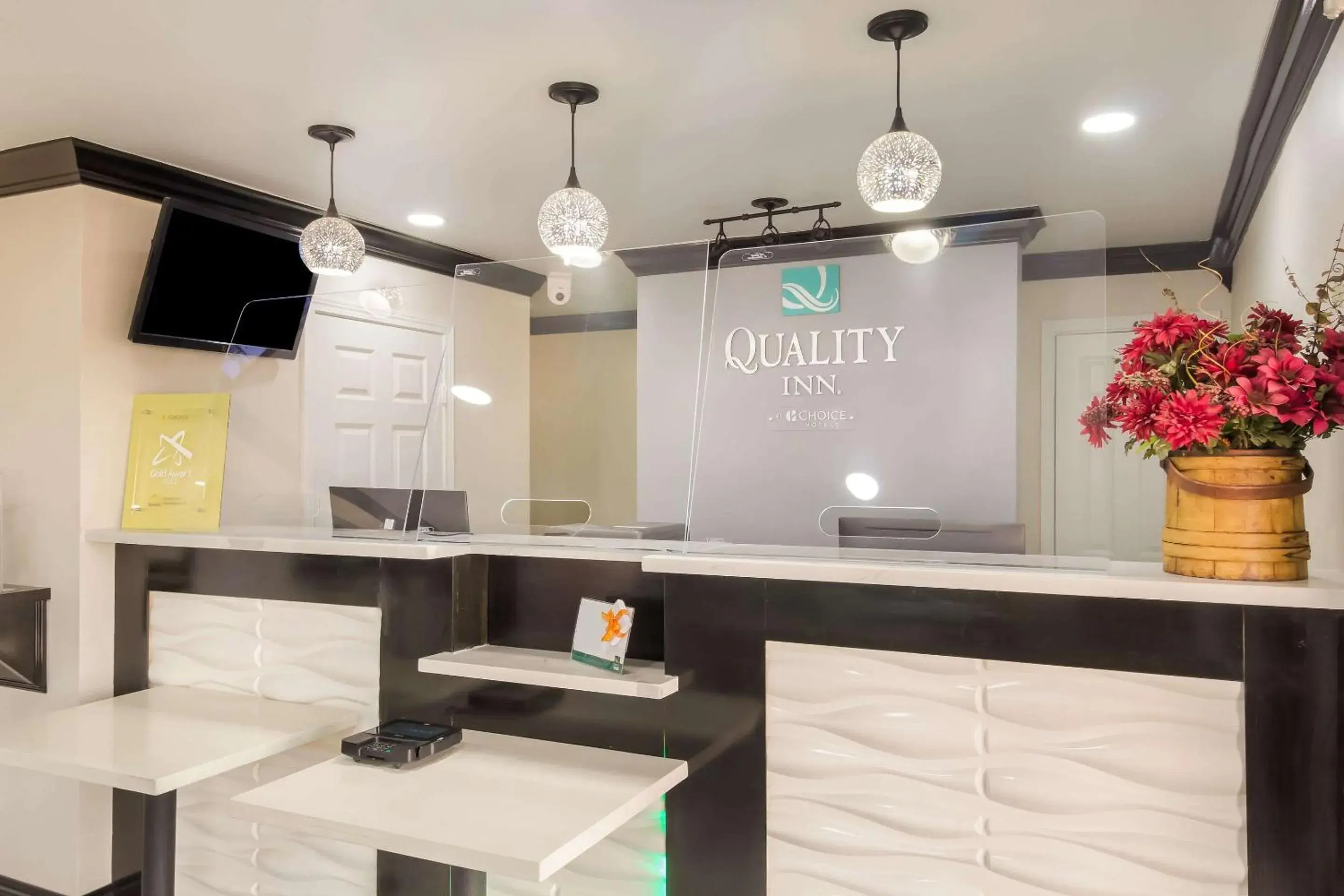 Lobby or reception in Quality Inn Madisonville Lobby or reception in Quality Inn Madisonville