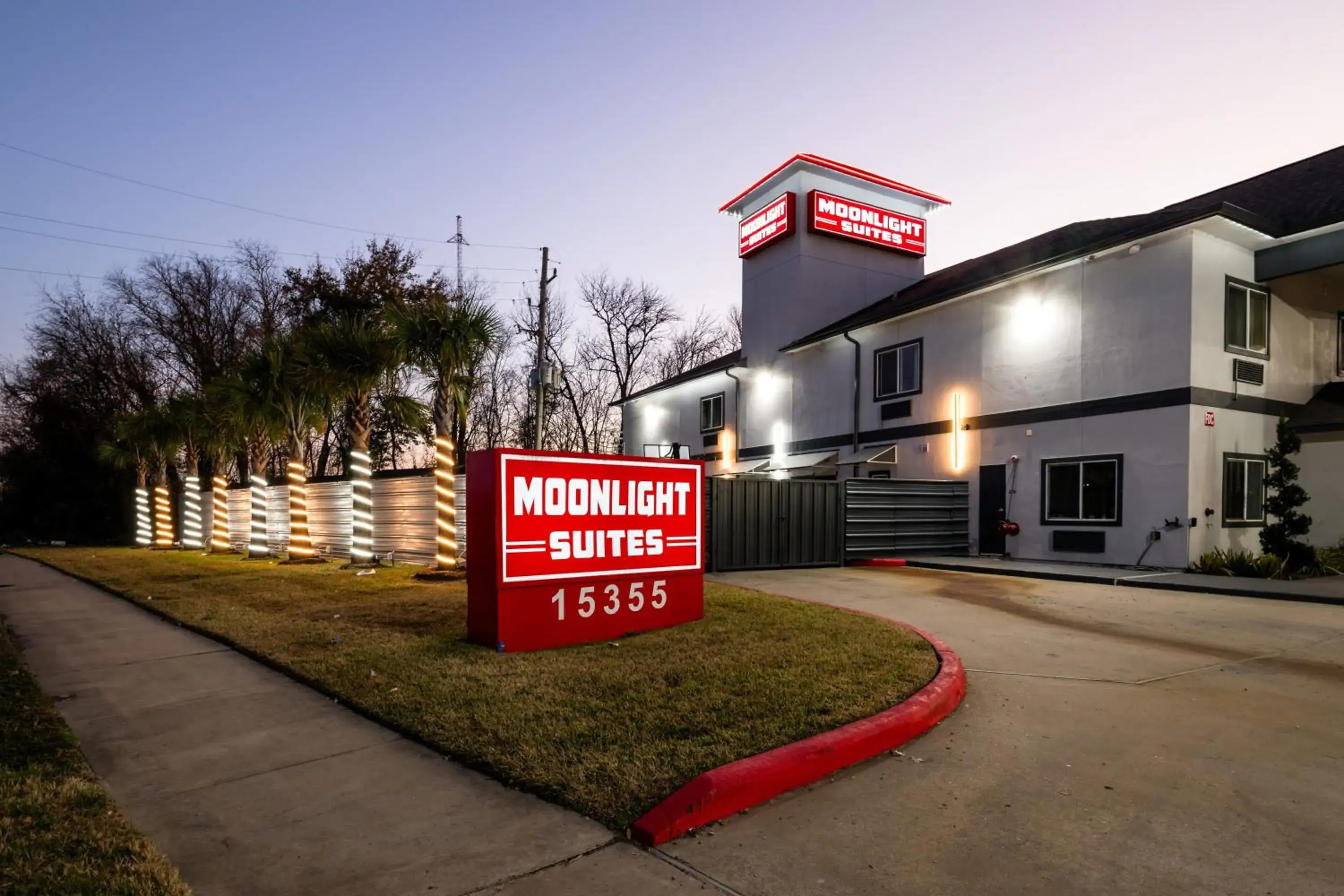 Property building in Moonlight Suites - Houston/George Bush Int'l Airport Property building in Moonlight Suites - Houston/George Bush Int'l Airport