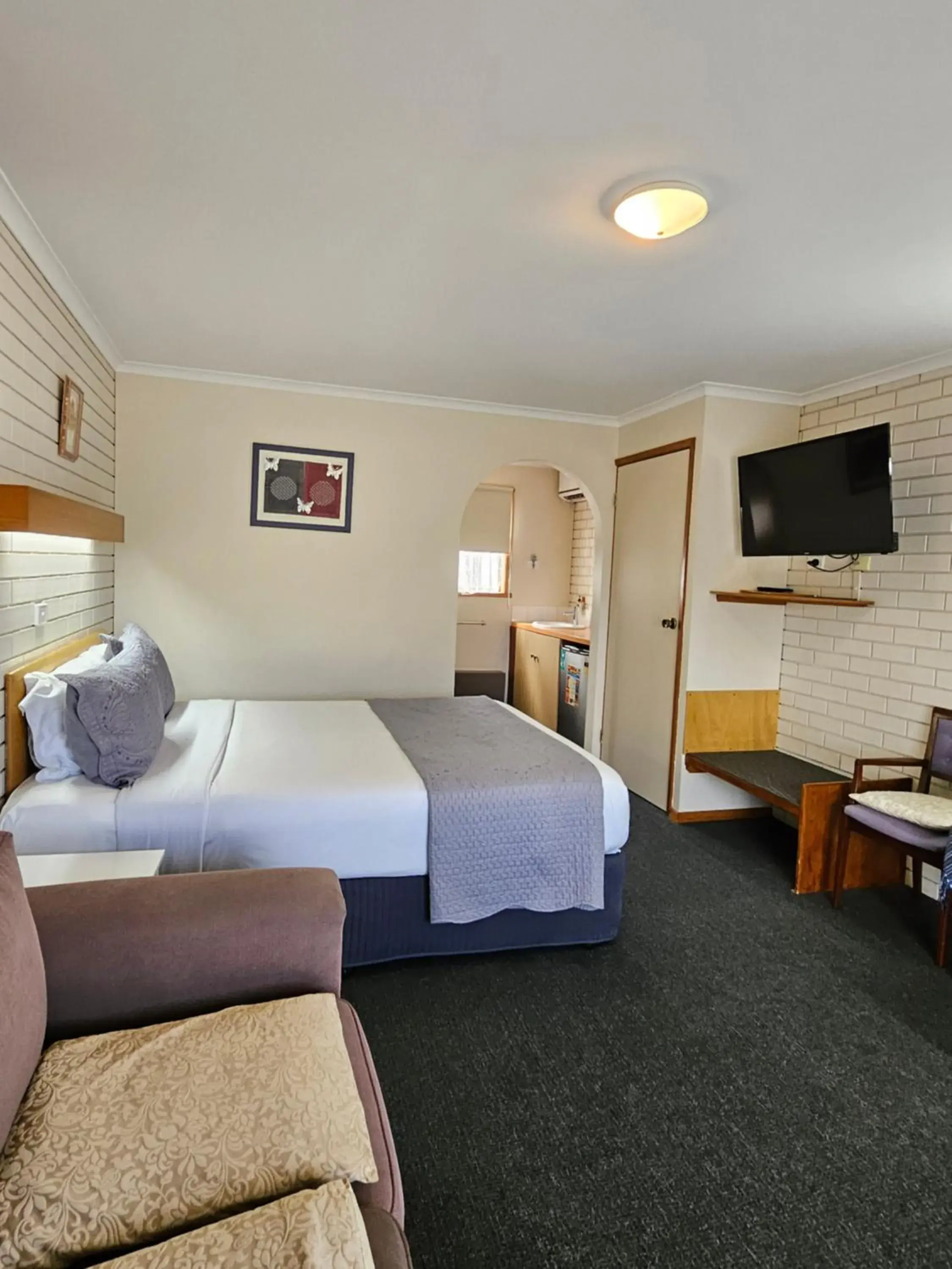 Bed in Alfred Motor Inn Bed in Alfred Motor Inn