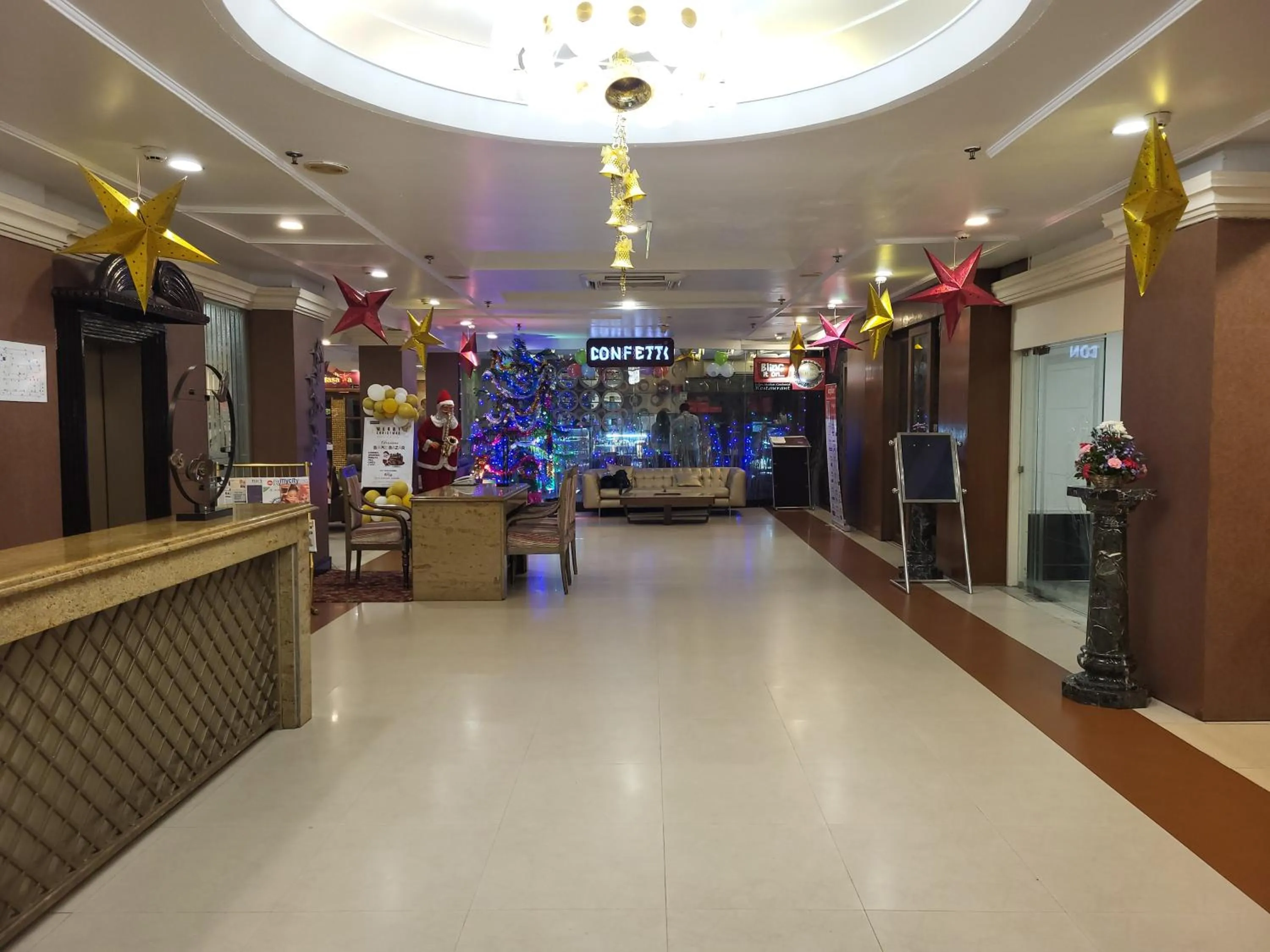 Lobby or reception in The New Marrion