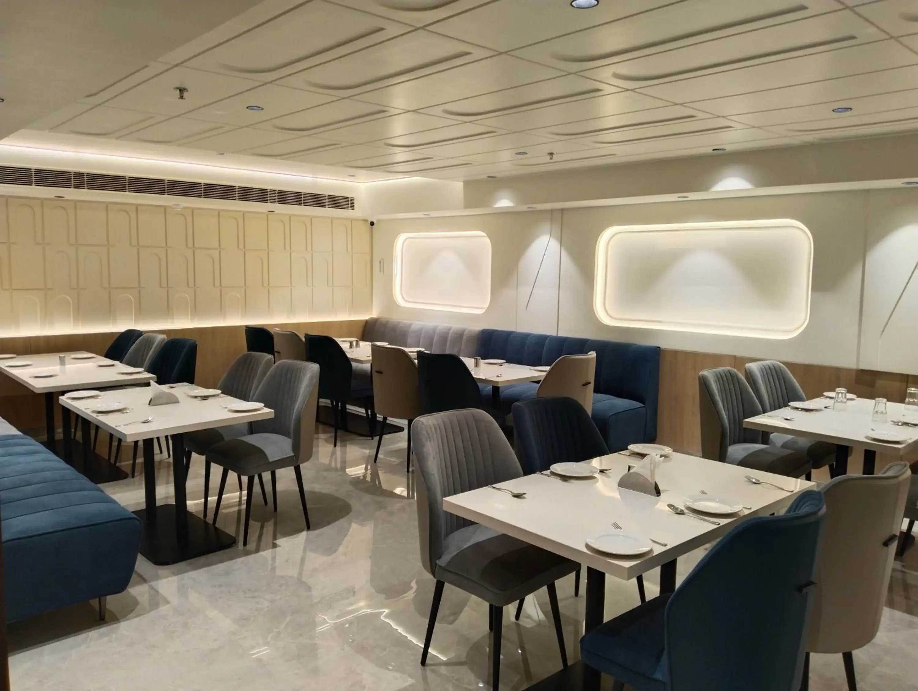 Restaurant/places to eat in Crystal Inn Restaurant/places to eat in Crystal Inn