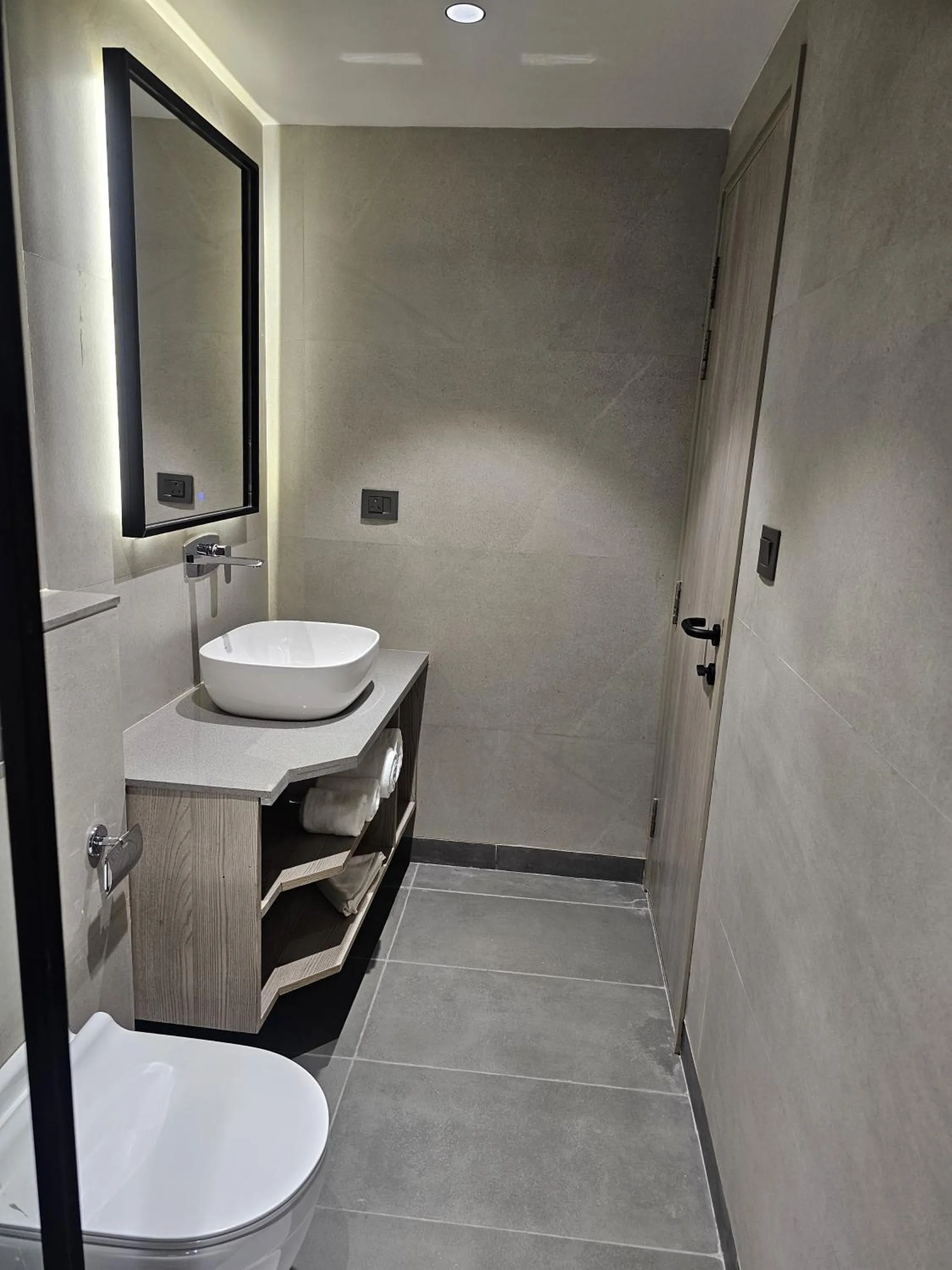 Bathroom in Crystal Inn