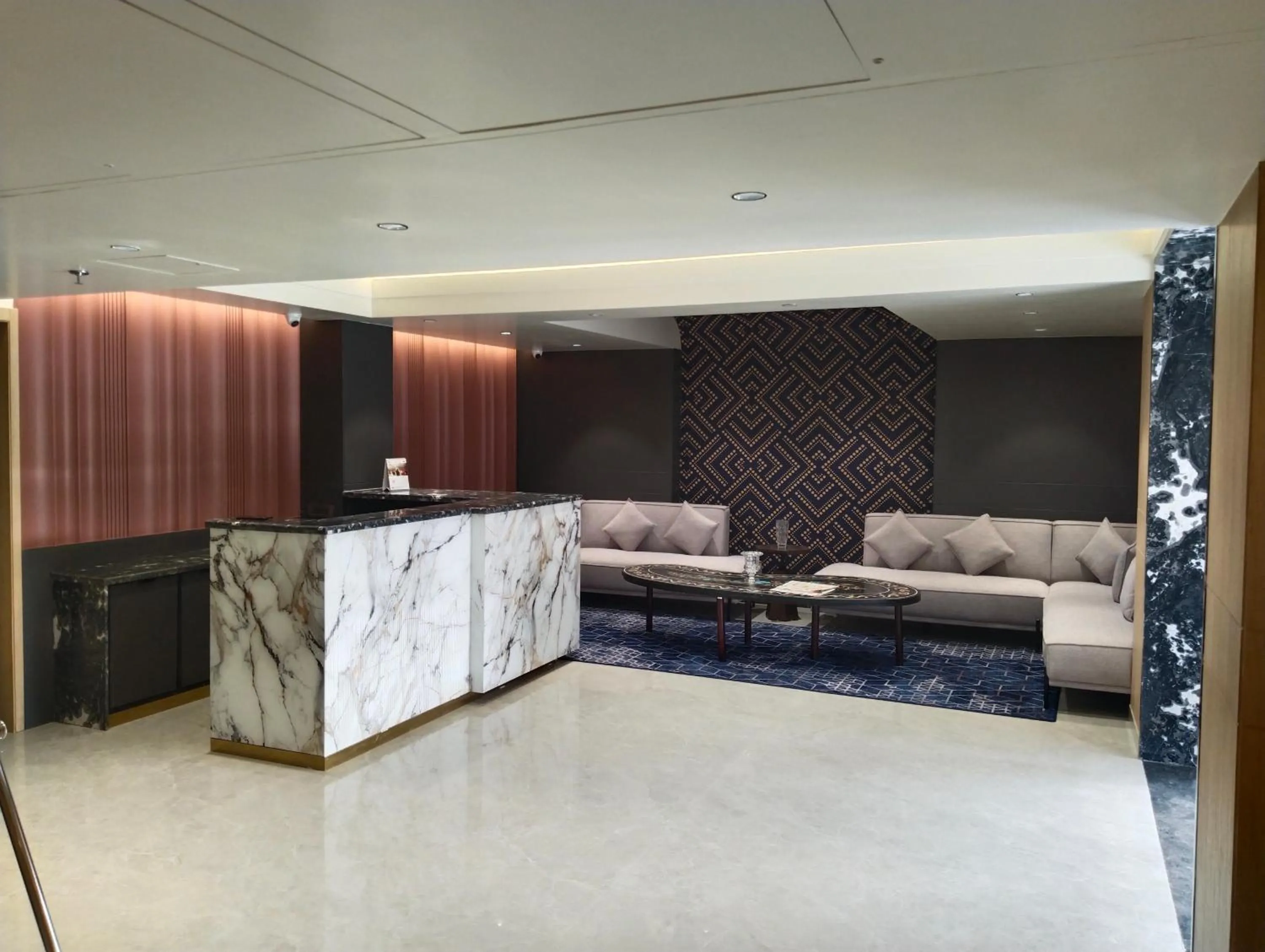 Seating area in Crystal Inn