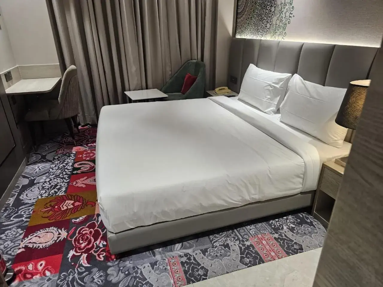 Bedroom, Bed in Crystal Inn Bedroom, Bed in Crystal Inn