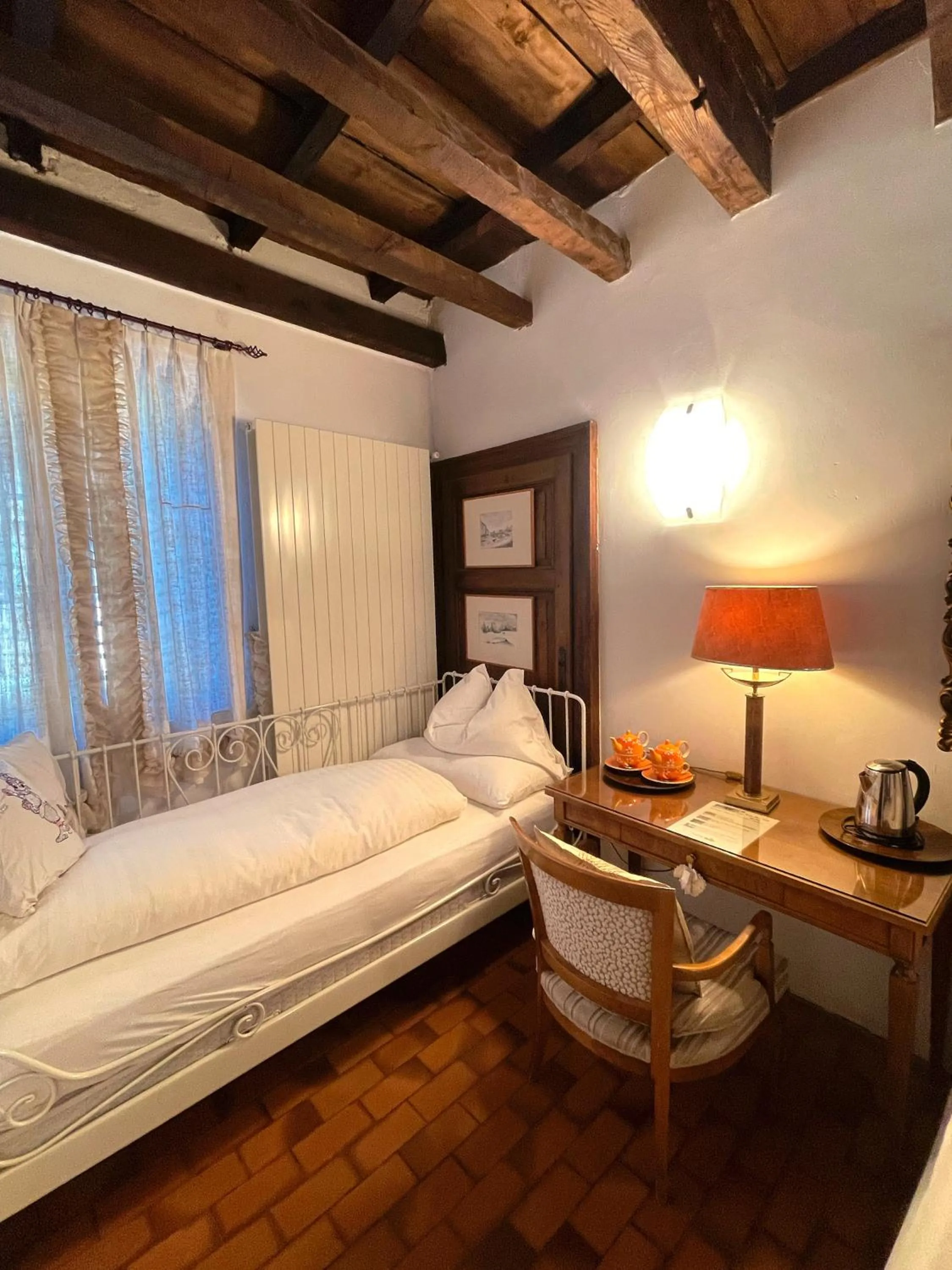 Bed in Grotto Flora B&B Chambres de charme