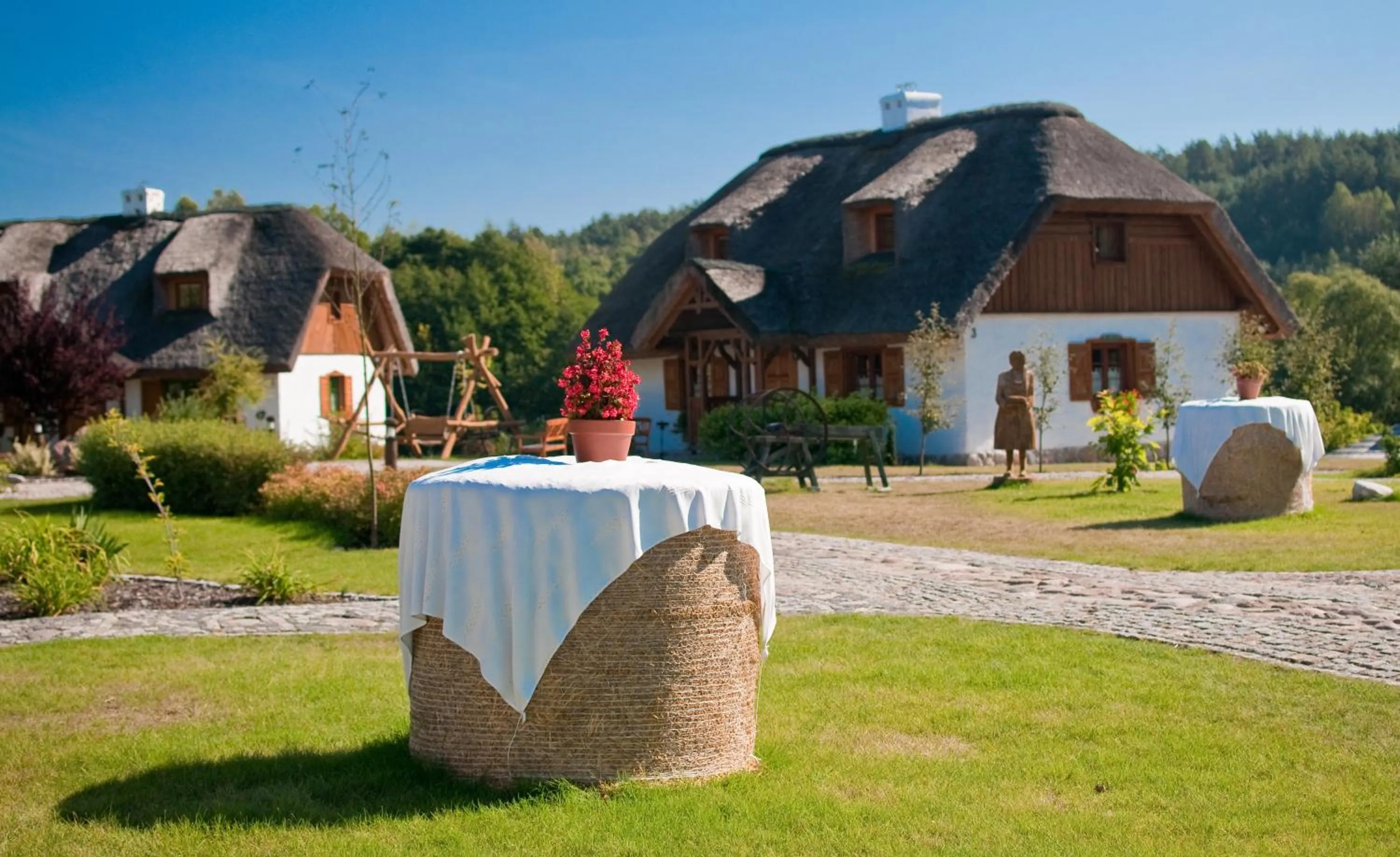 Garden view in Hotel Osada Karbówko Wellness & SPA