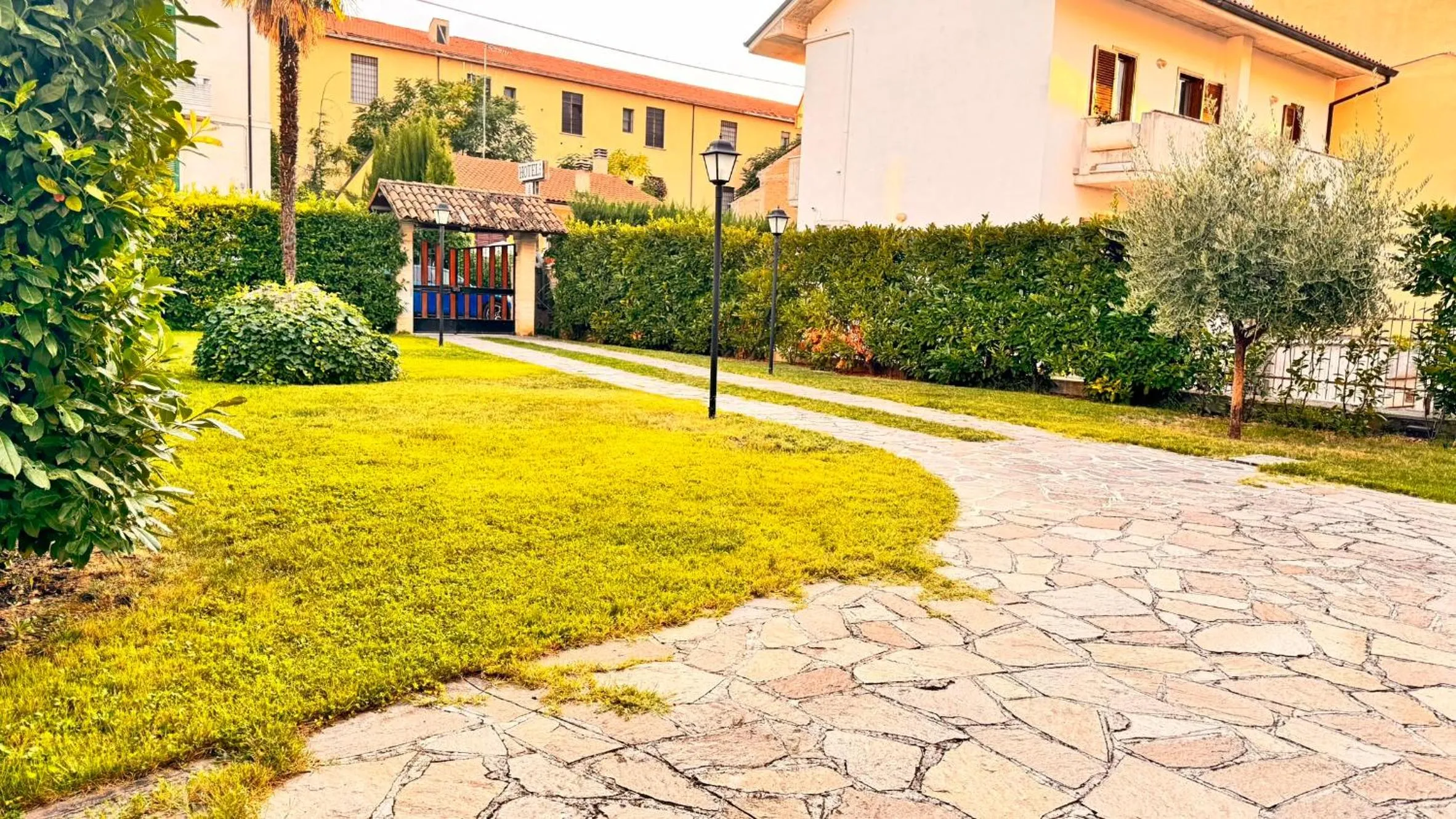 Garden view in Hotel Armando' s
