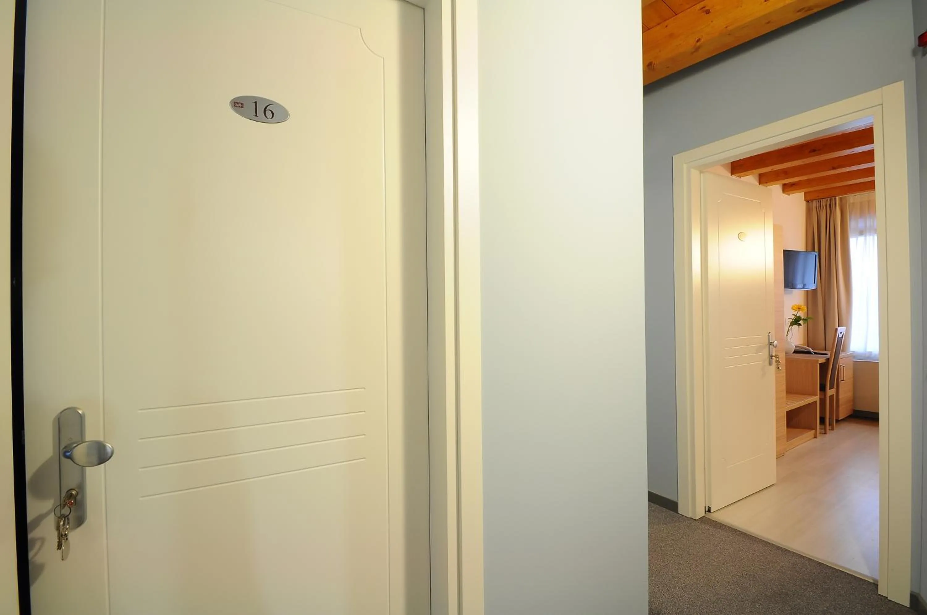 Photo of the whole room in Albergo Leon Bianco Gonars