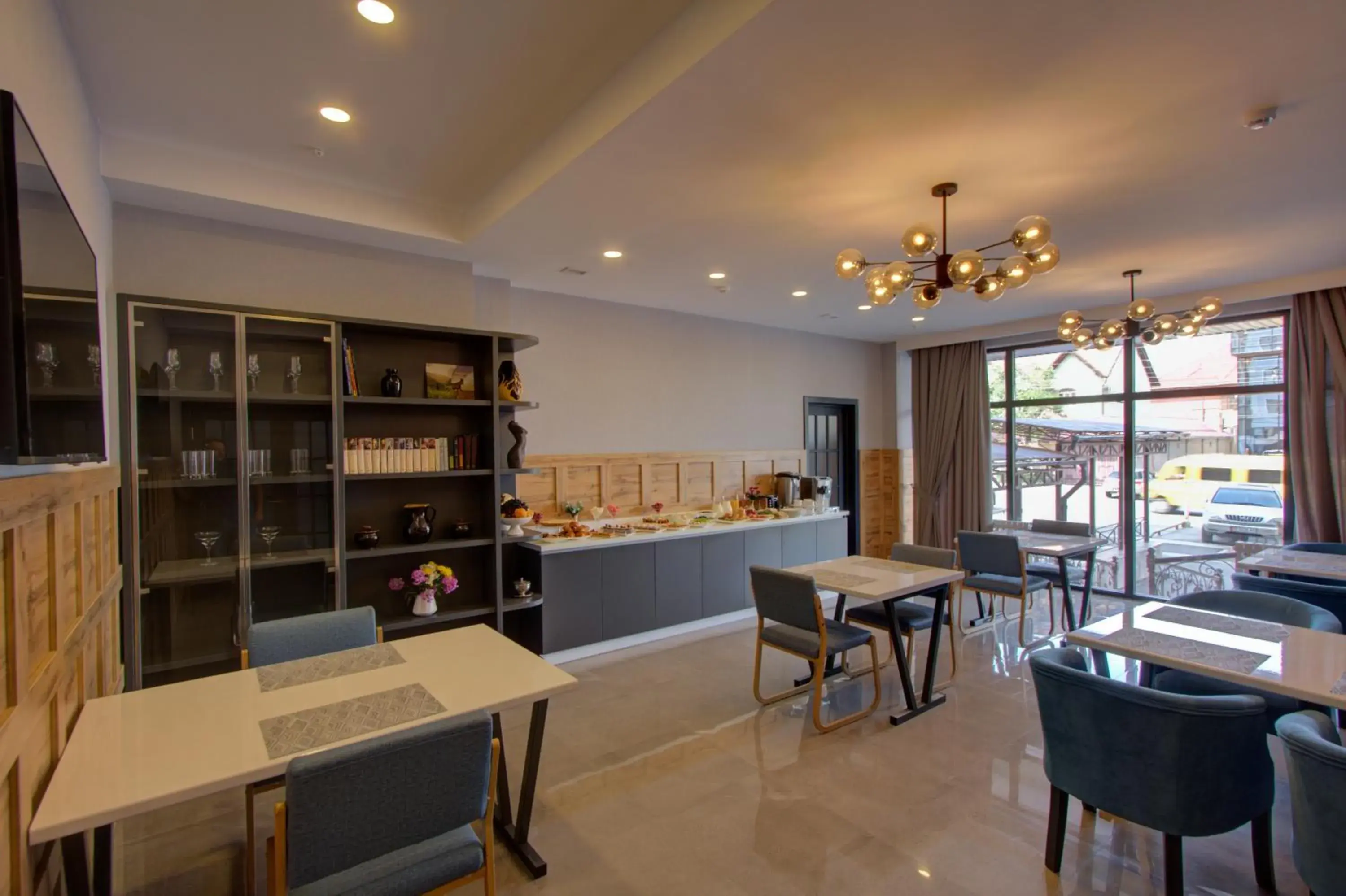 Restaurant/places to eat in Aurum hotel Restaurant/places to eat in Aurum hotel