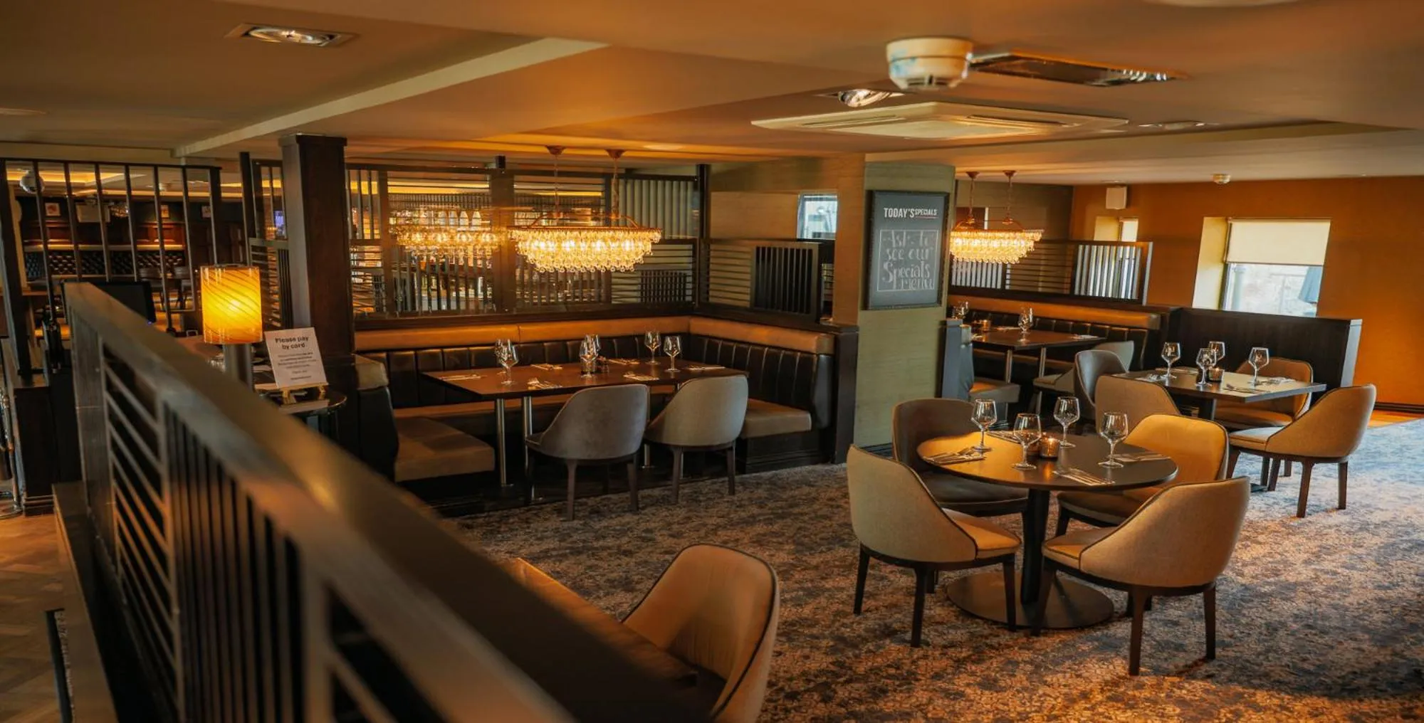 Restaurant/places to eat in The Torrance Hotel