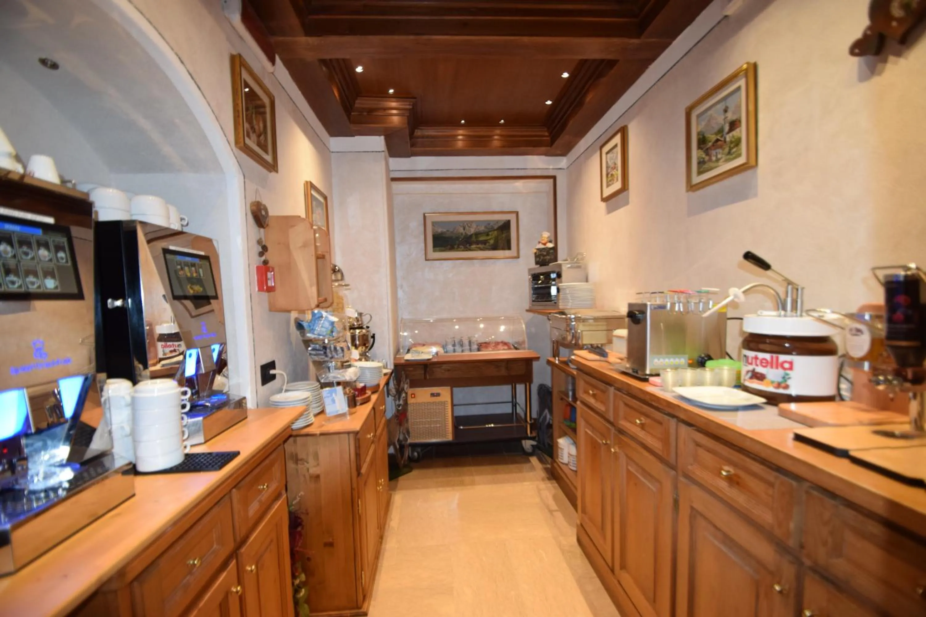 Breakfast in Albergo Miravalle-Tre Cime Views