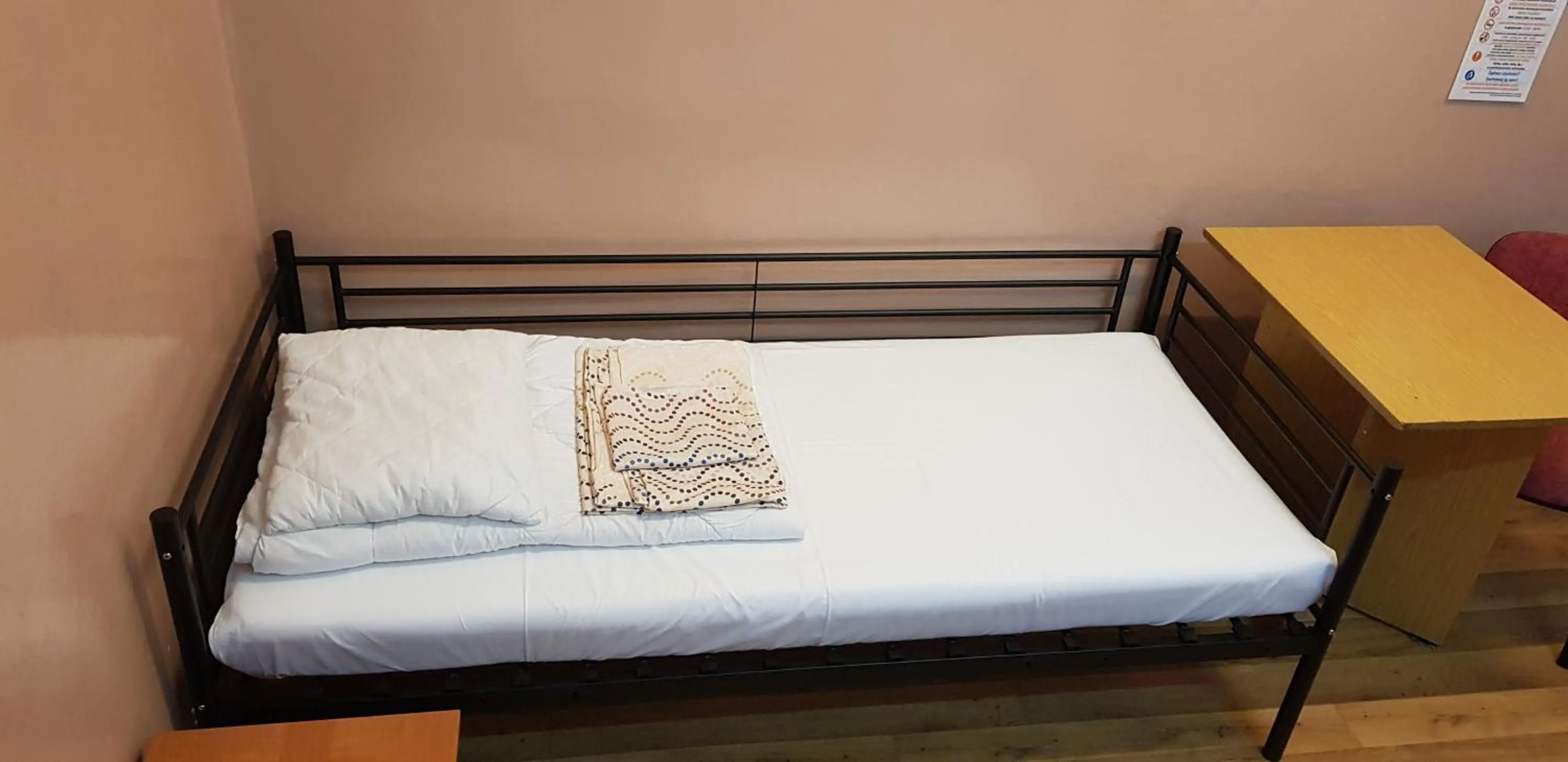 Bed in Schronisko Młodzieżowe PTSM Matecznik