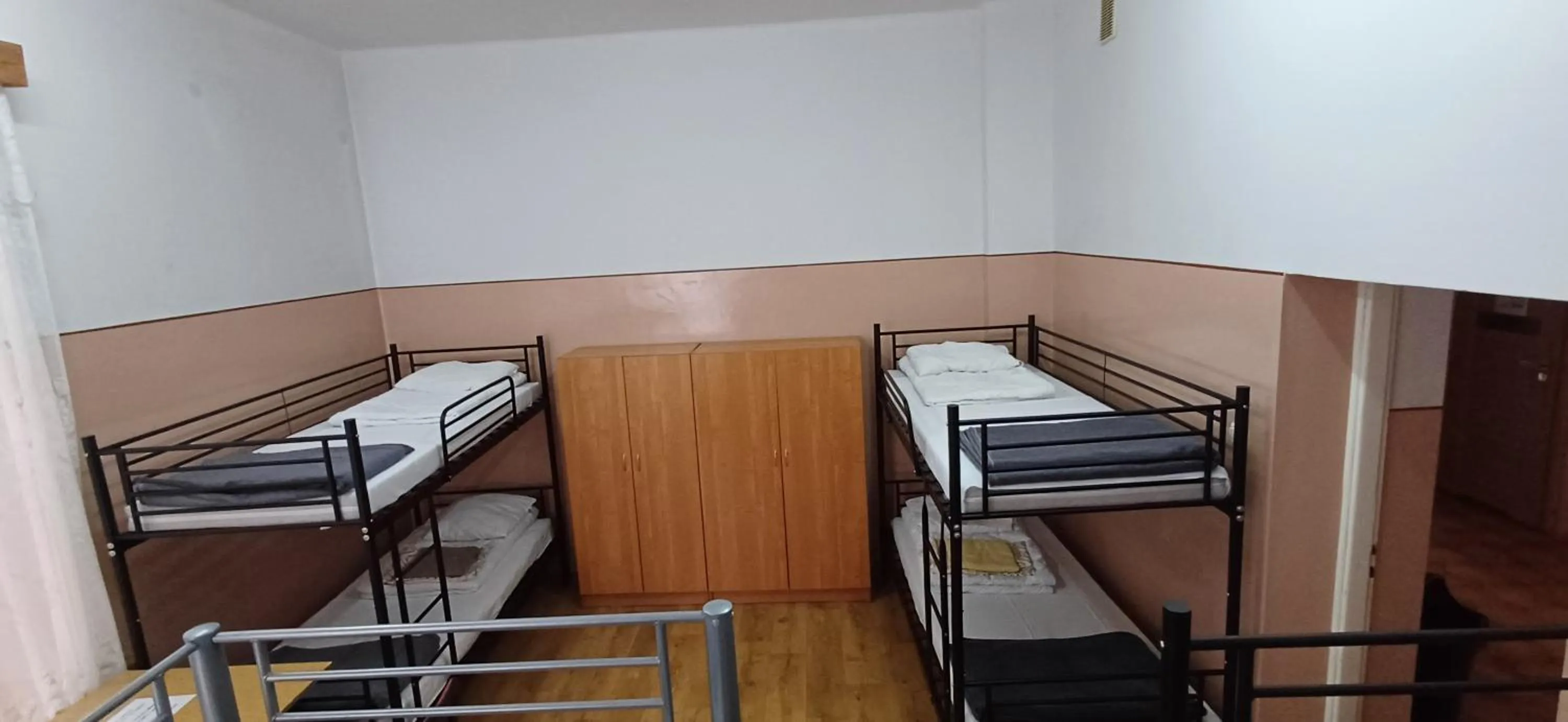 Photo of the whole room, Bed in Schronisko Młodzieżowe PTSM Matecznik