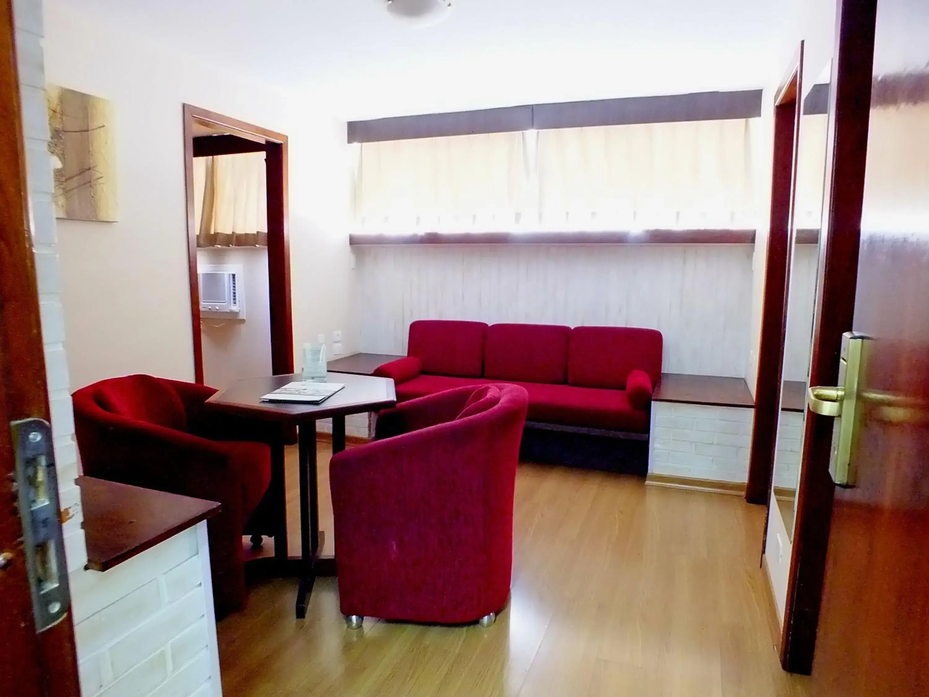 Living room in Hotel Nacional Inn Curitiba Estação Shopping Living room in Hotel Nacional Inn Curitiba Estação Shopping