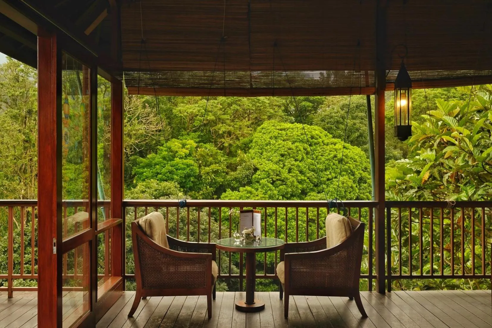 Lounge or bar in The Grand Hill Resort-Hotel