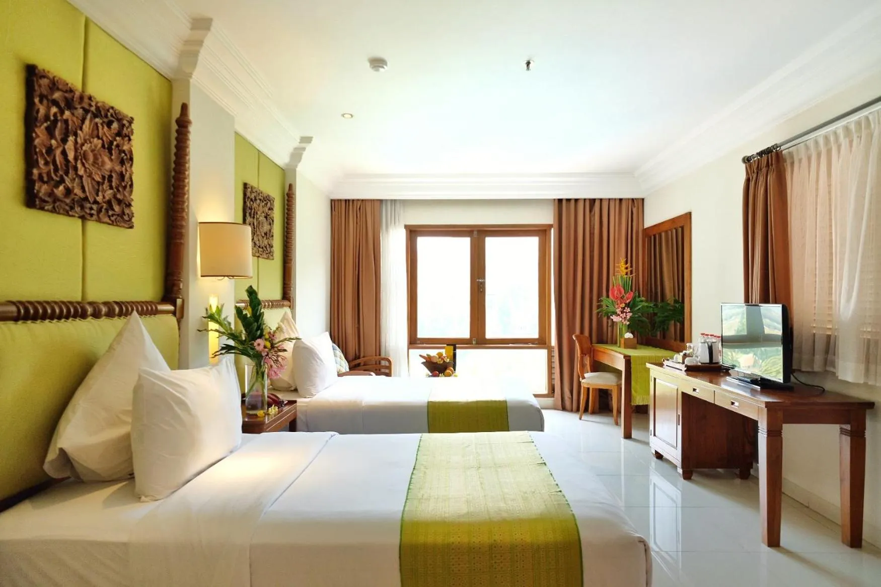 Bed in The Grand Hill Resort-Hotel