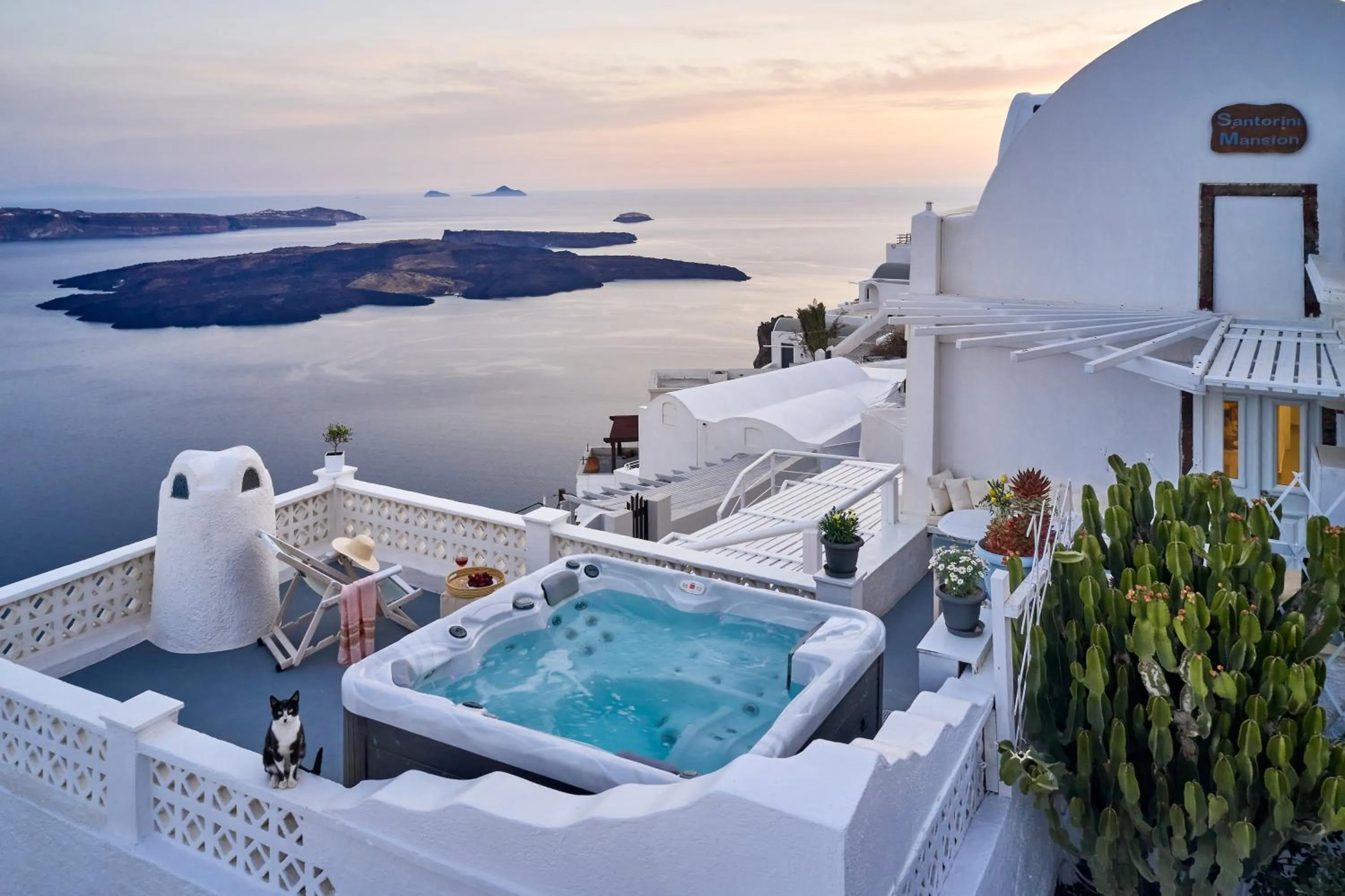 Sea view in Santorini Mansion at Imerovigli