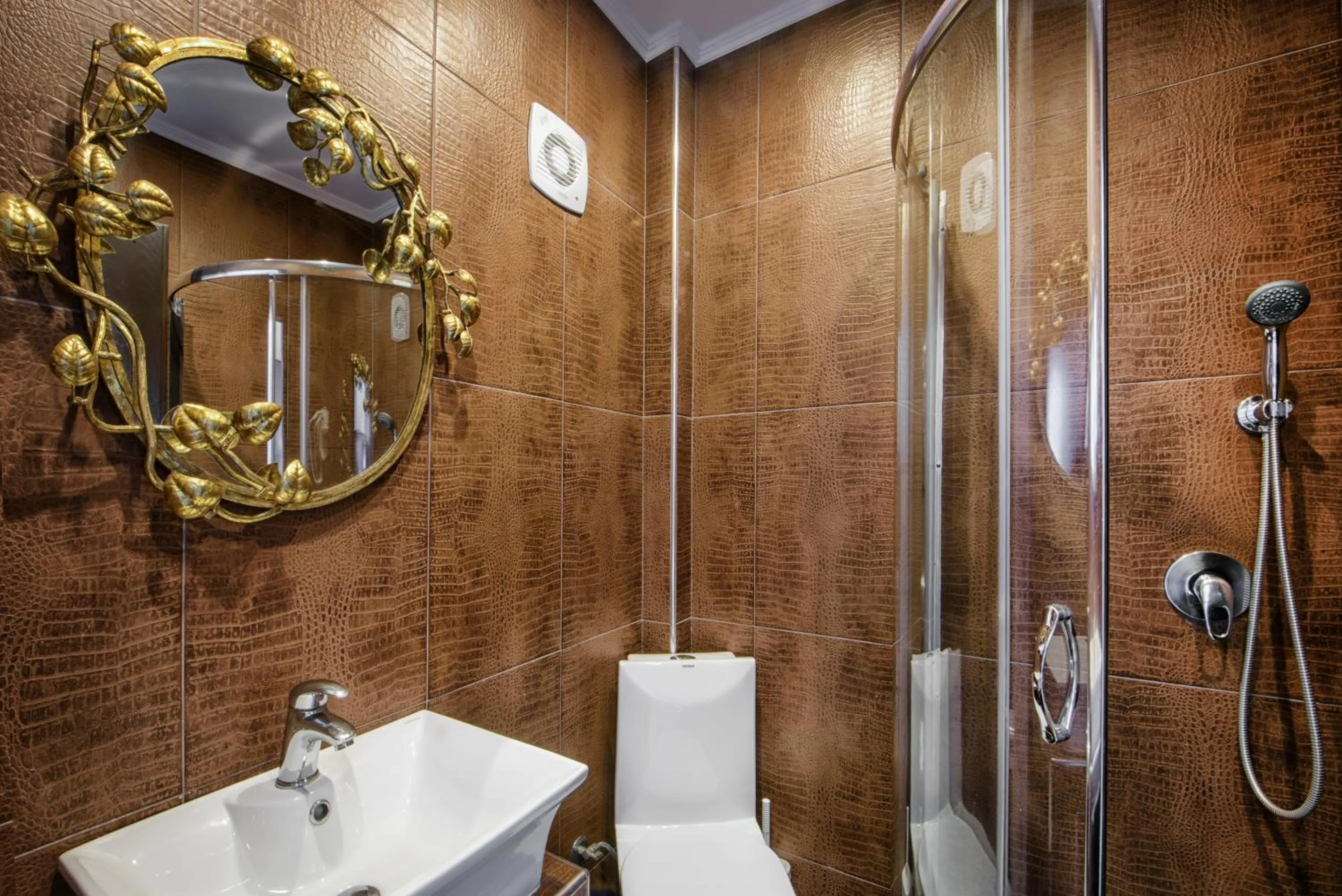 Bathroom in Leandros Hotel