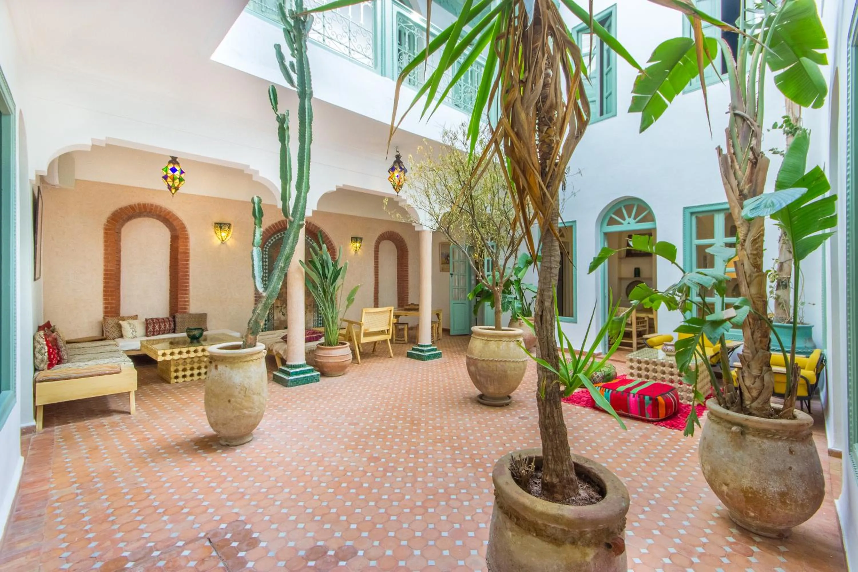 Riad Helen
