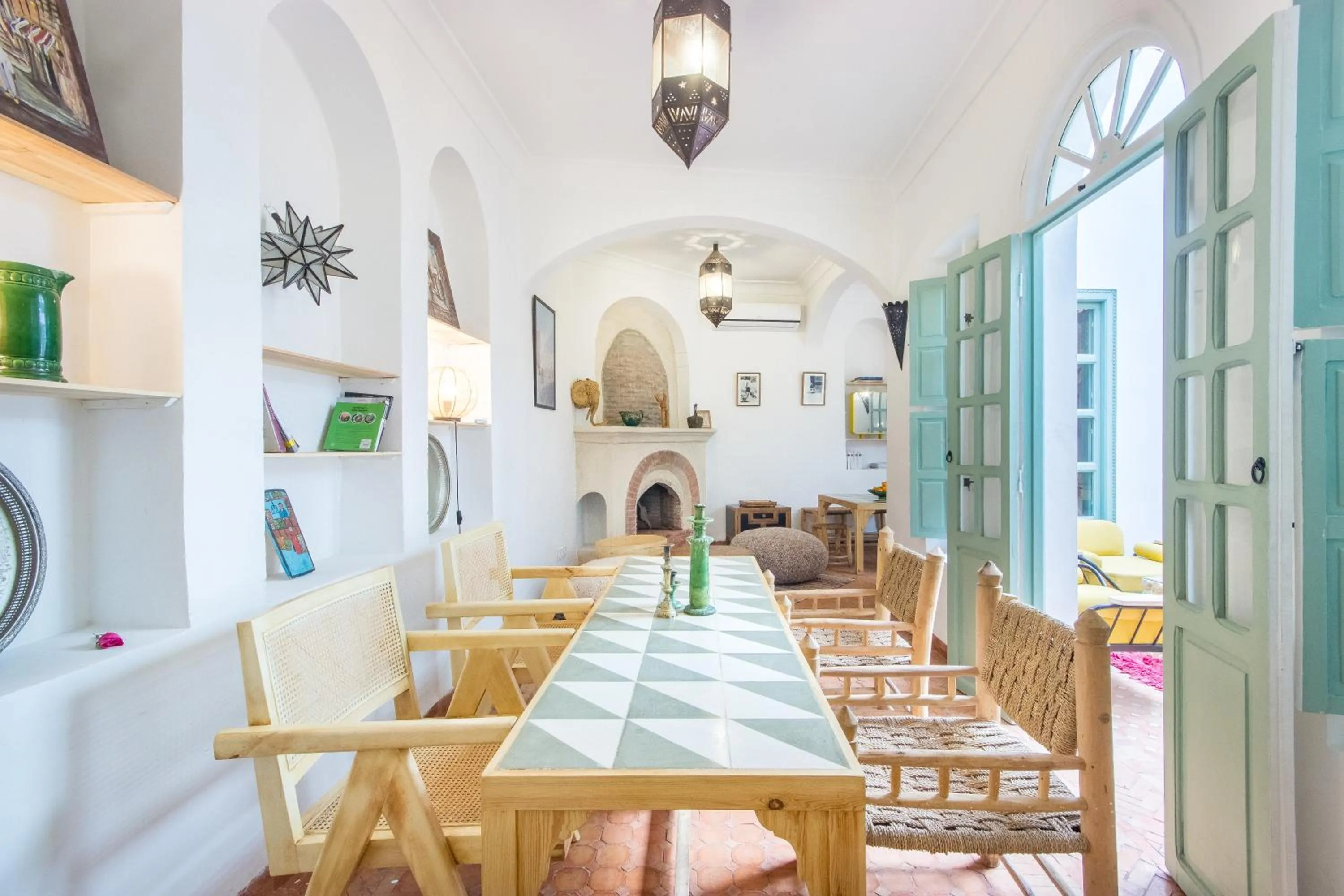 Riad Helen