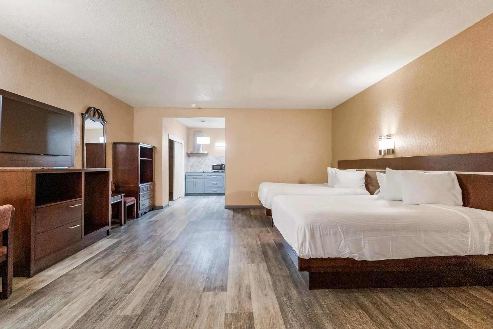 Bed in Country Inn Sonora