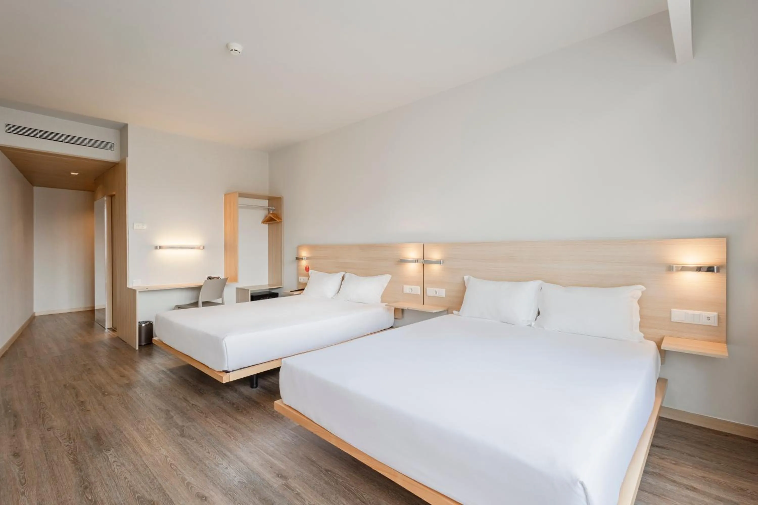 Bed in Moov Hotel Porto Centro