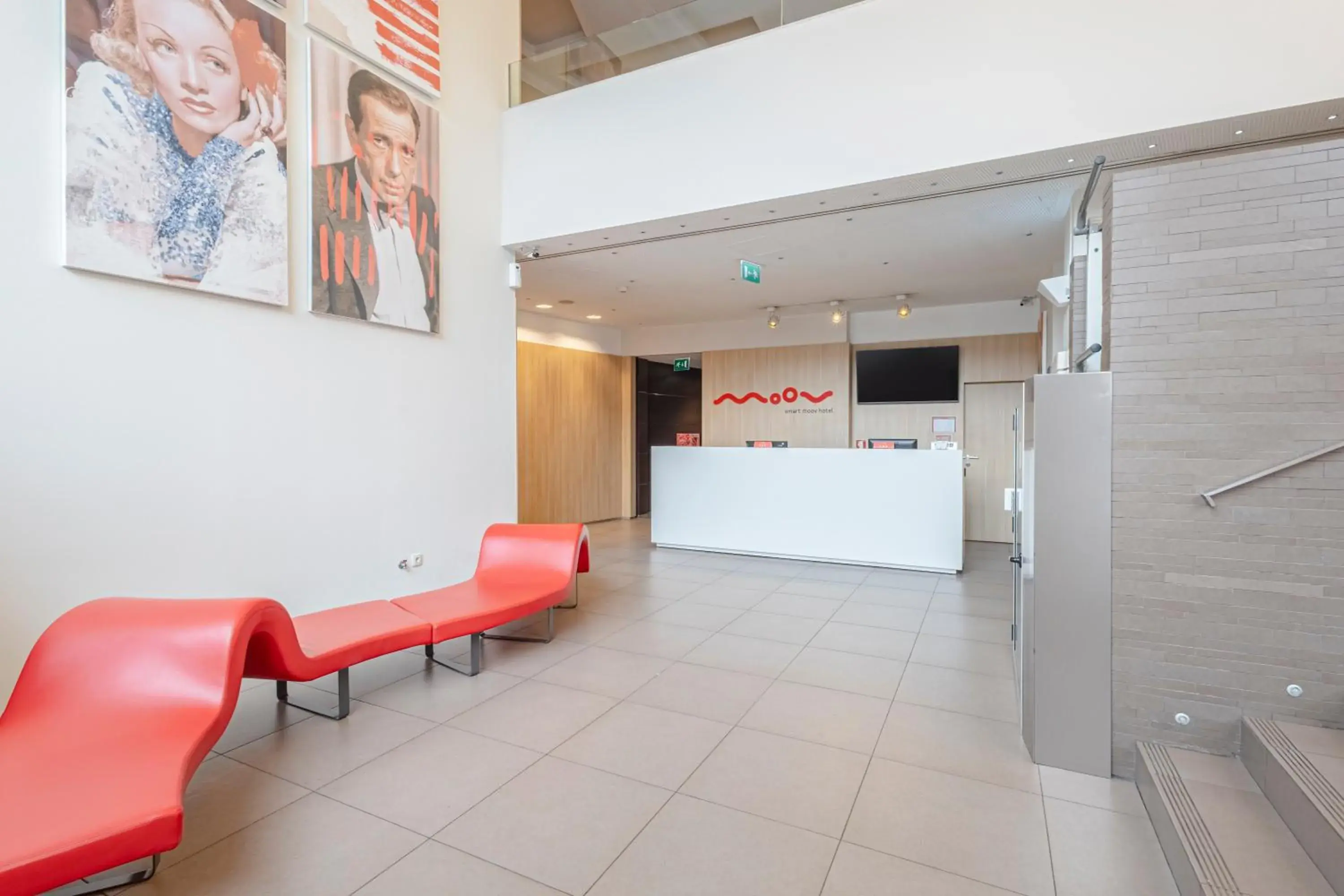 Lobby or reception in Moov Hotel Porto Centro Lobby or reception in Moov Hotel Porto Centro
