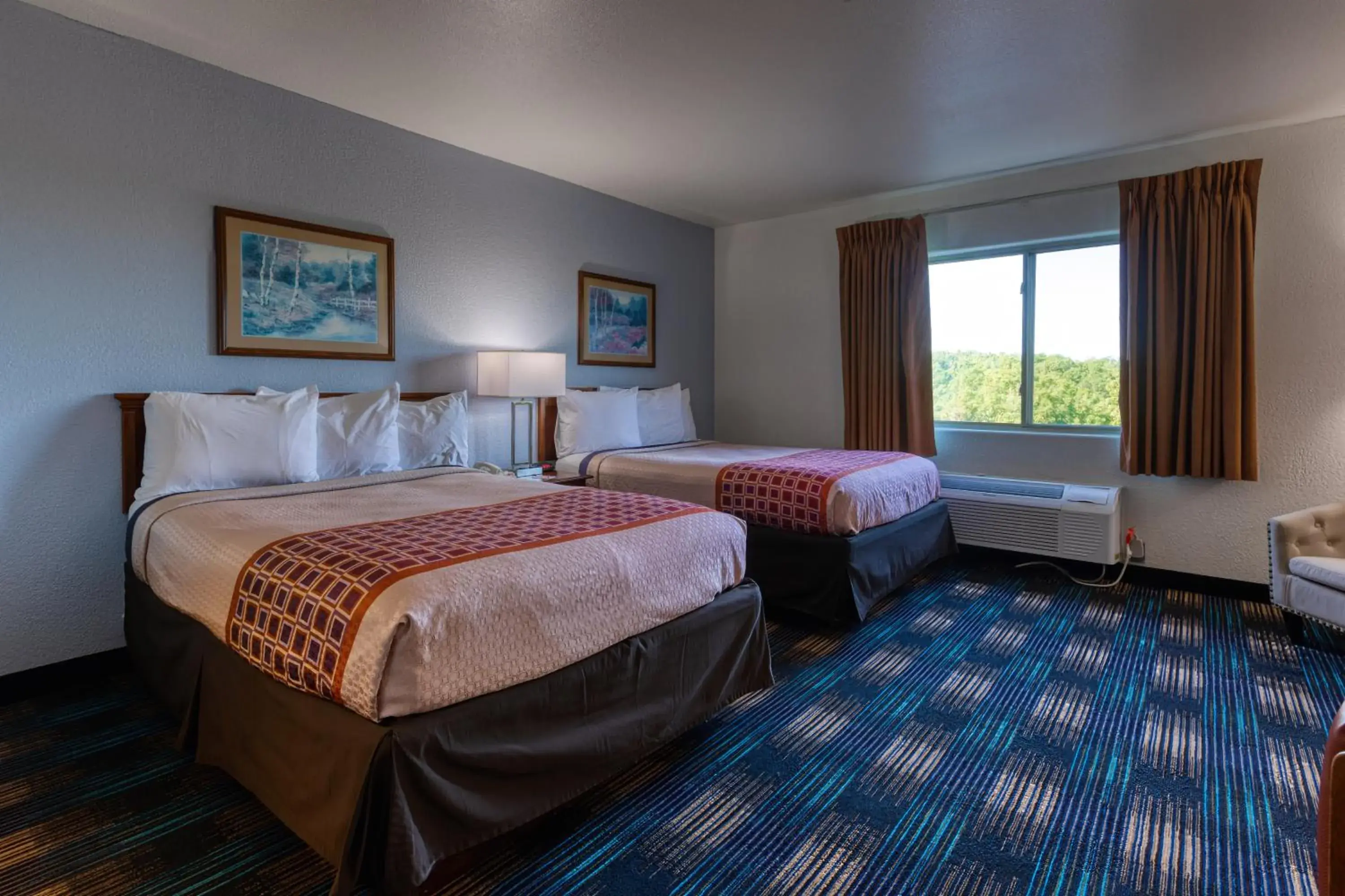 Double Room in All Towne Suites Double Room in All Towne Suites