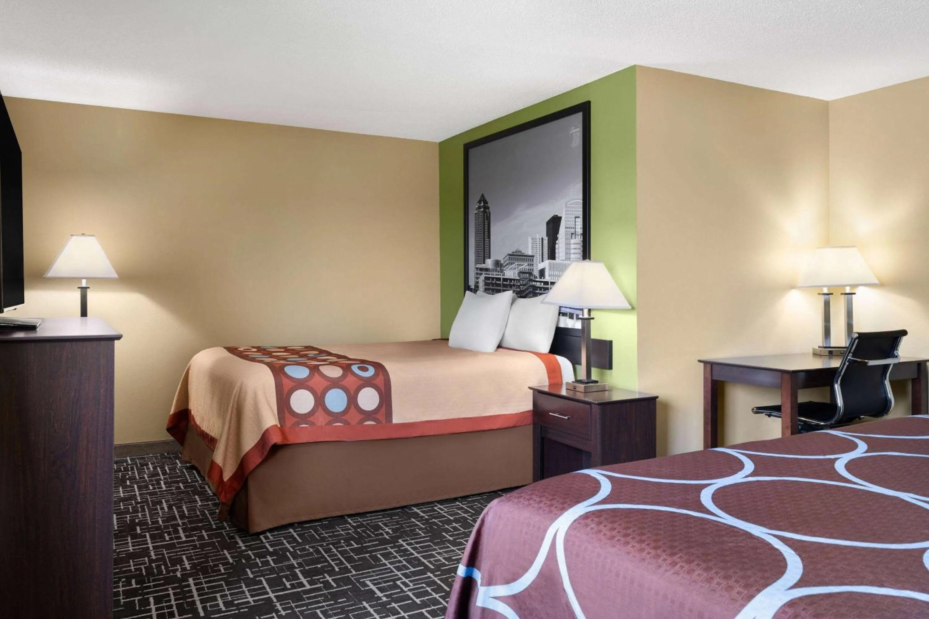 Photo of the whole room, Bed in Super 8 by Wyndham Dyersville