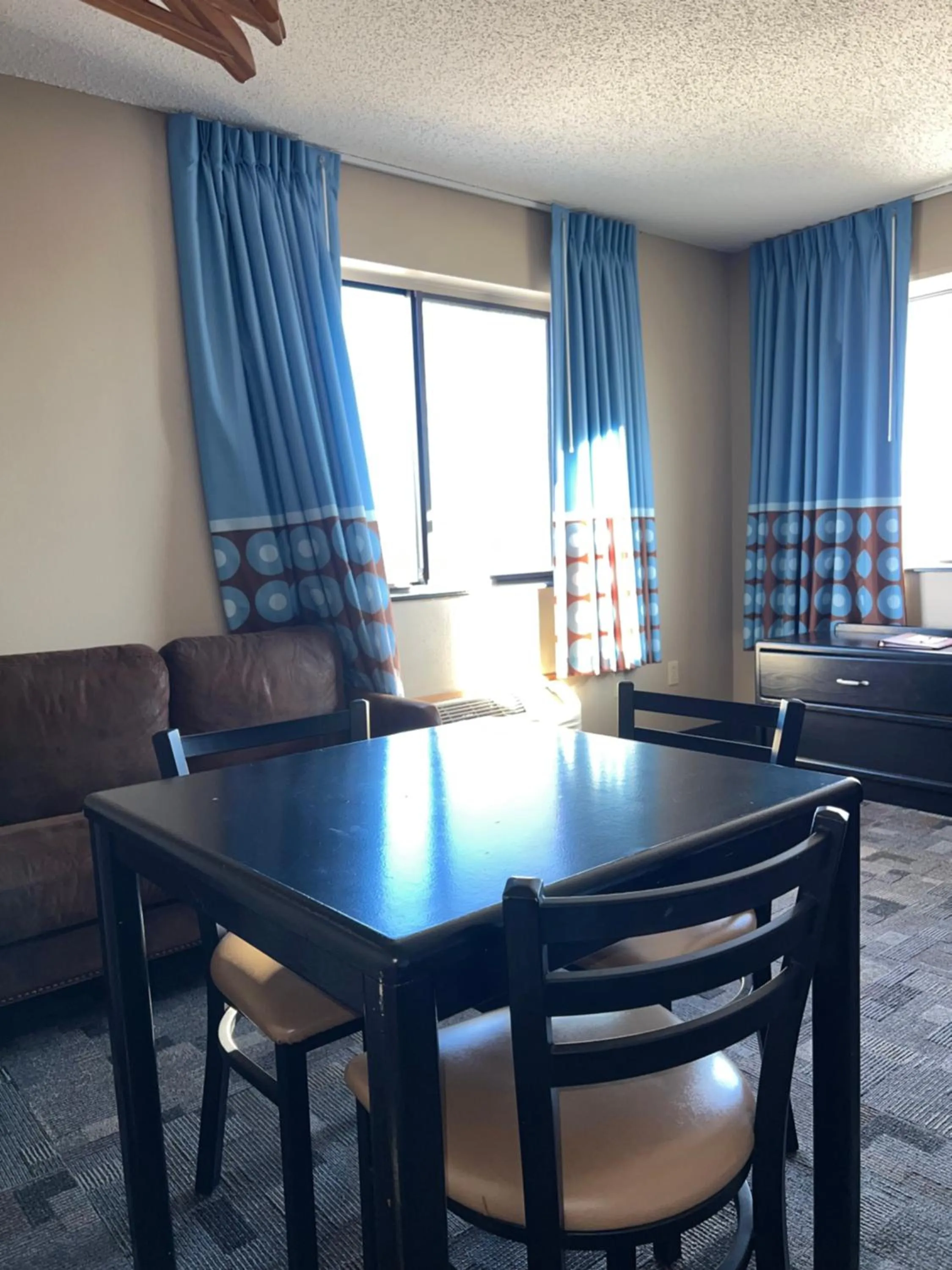 Super 8 by Wyndham Estherville