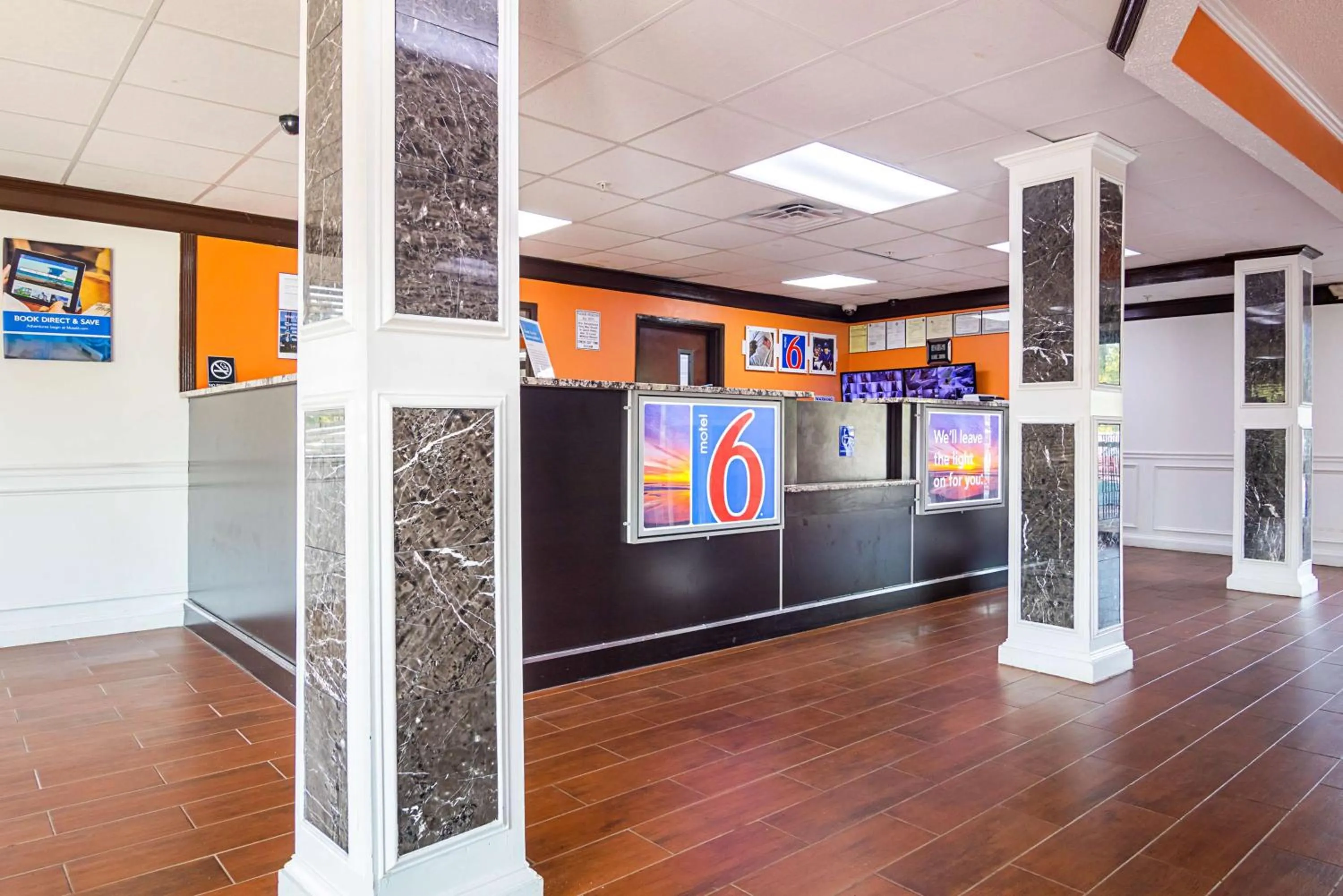 Property logo or sign in Motel 6-Jonesboro, GA