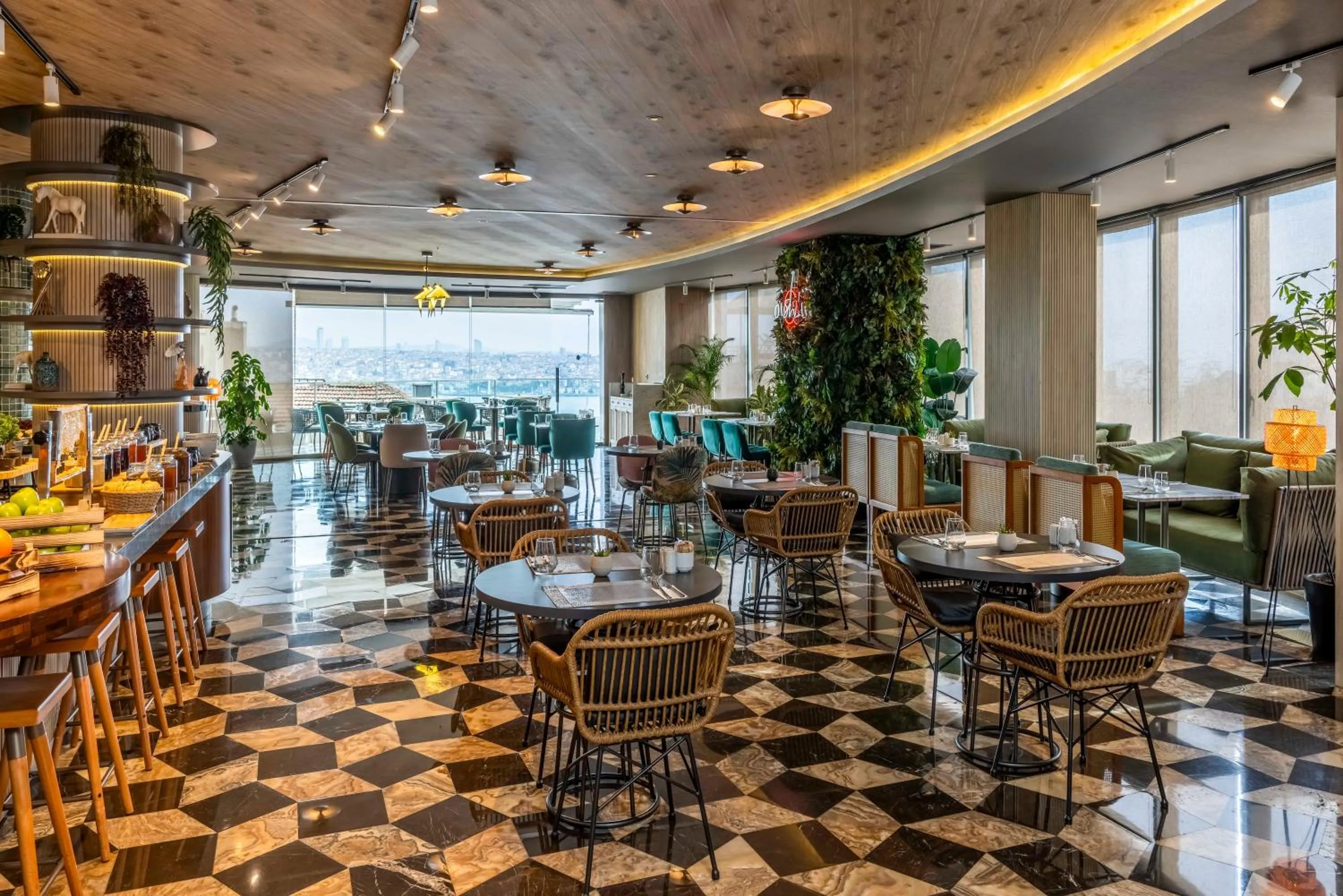 Restaurant/places to eat in Opera Hotel Bosphorus - Preferred Hotels and Resorts