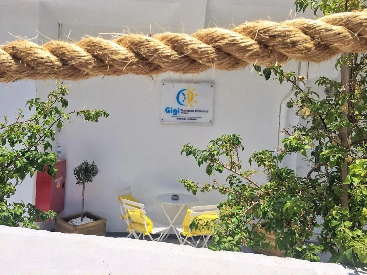 Facade/entrance in Gigi Rooms
