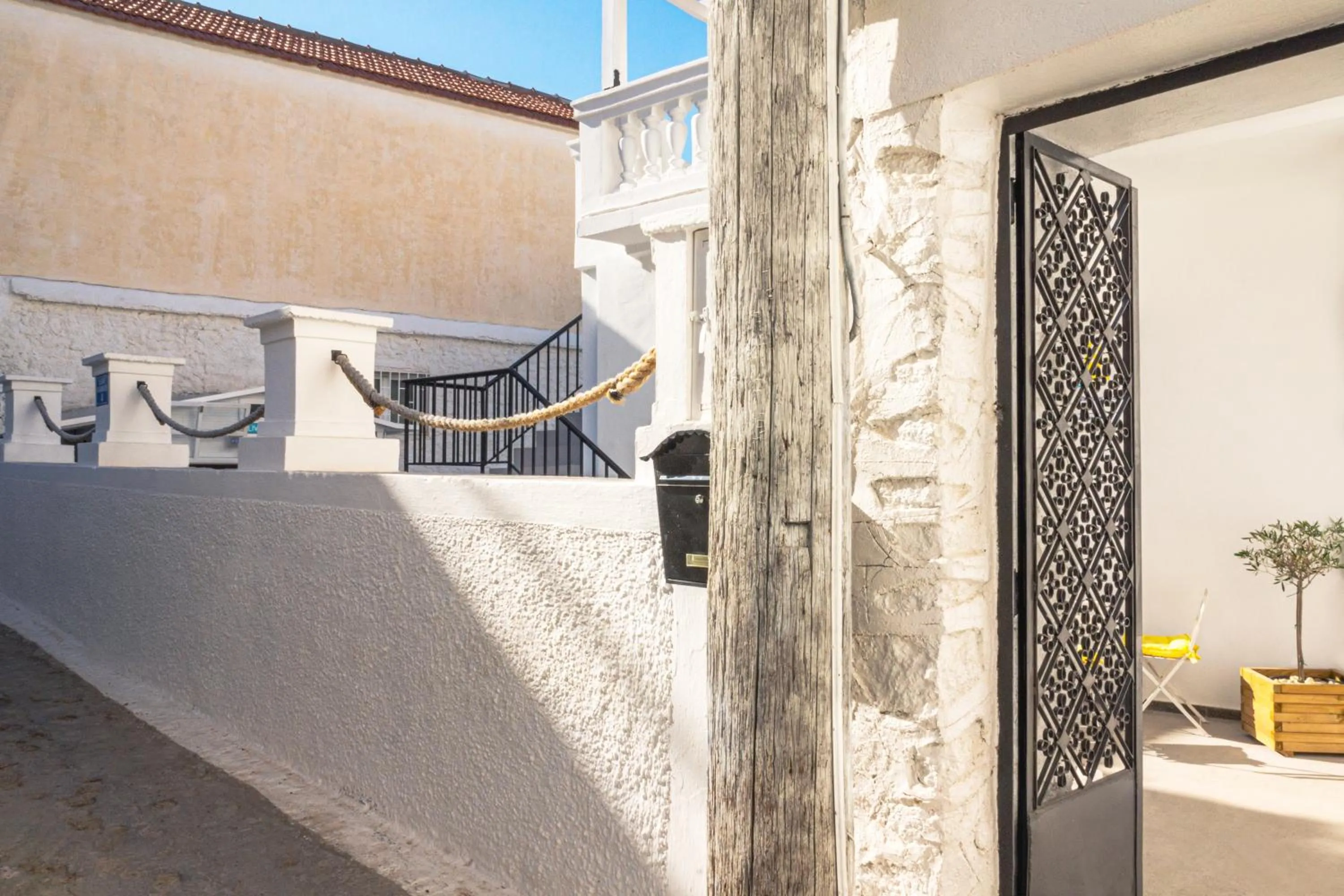 Facade/entrance in Gigi Rooms