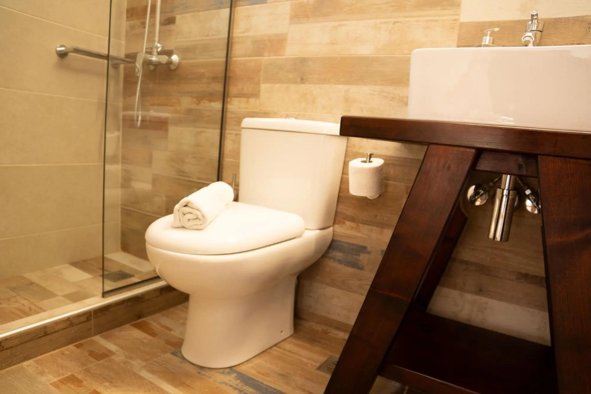 Bathroom in Gigi Rooms
