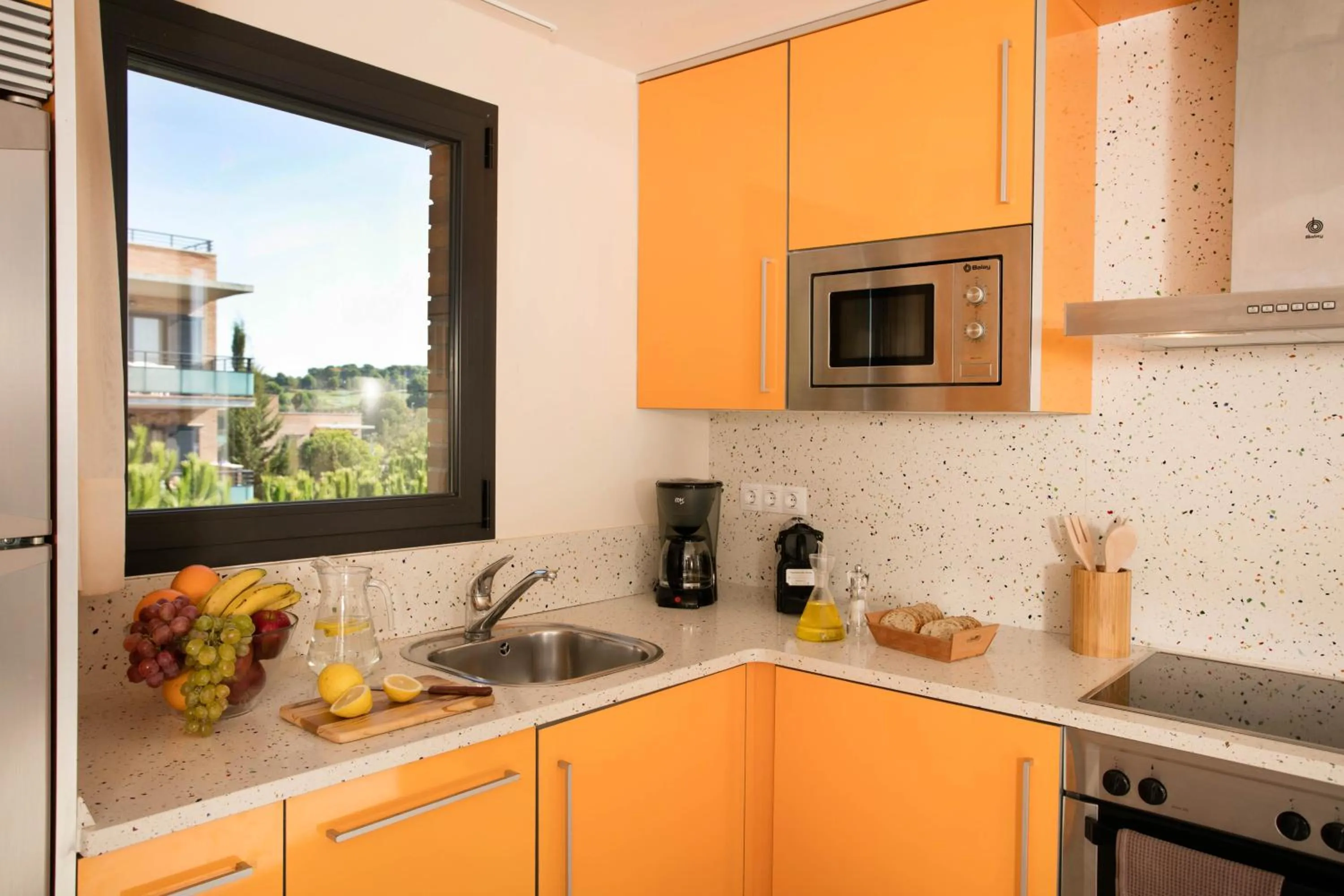 Kitchen or kitchenette in Pierre & Vacances Salou