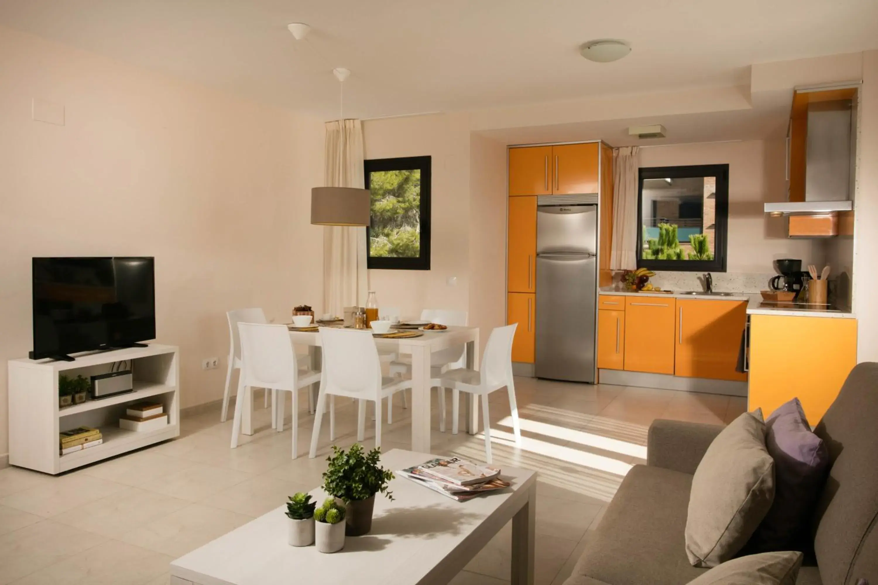 Superior Two-Bedroom Apartment with spacious terrace (2 - 6 People) in Pierre & Vacances Salou Superior Two-Bedroom Apartment with spacious terrace (2 - 6 People) in Pierre & Vacances Salou