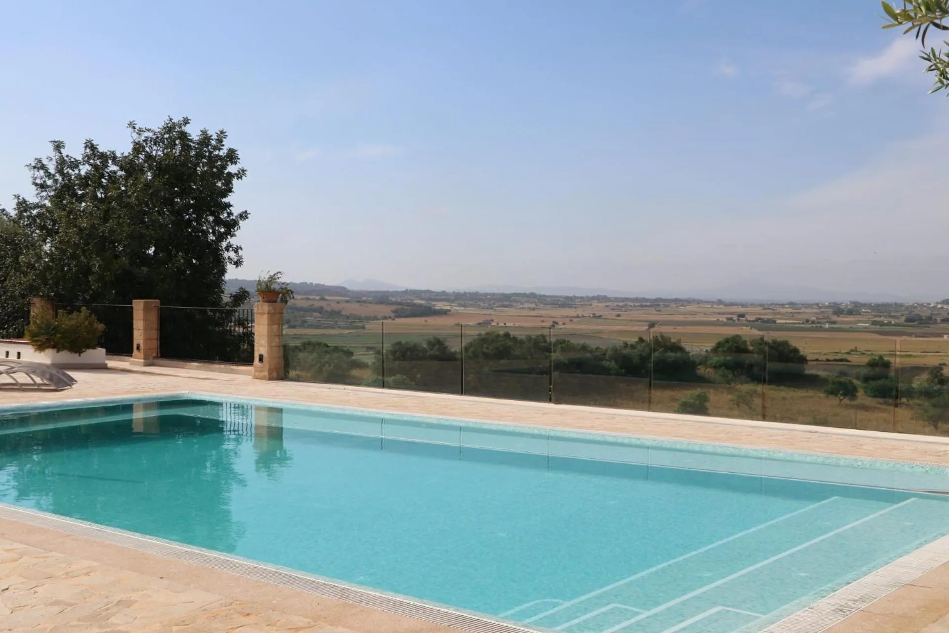 Swimming pool in Mater Ariany