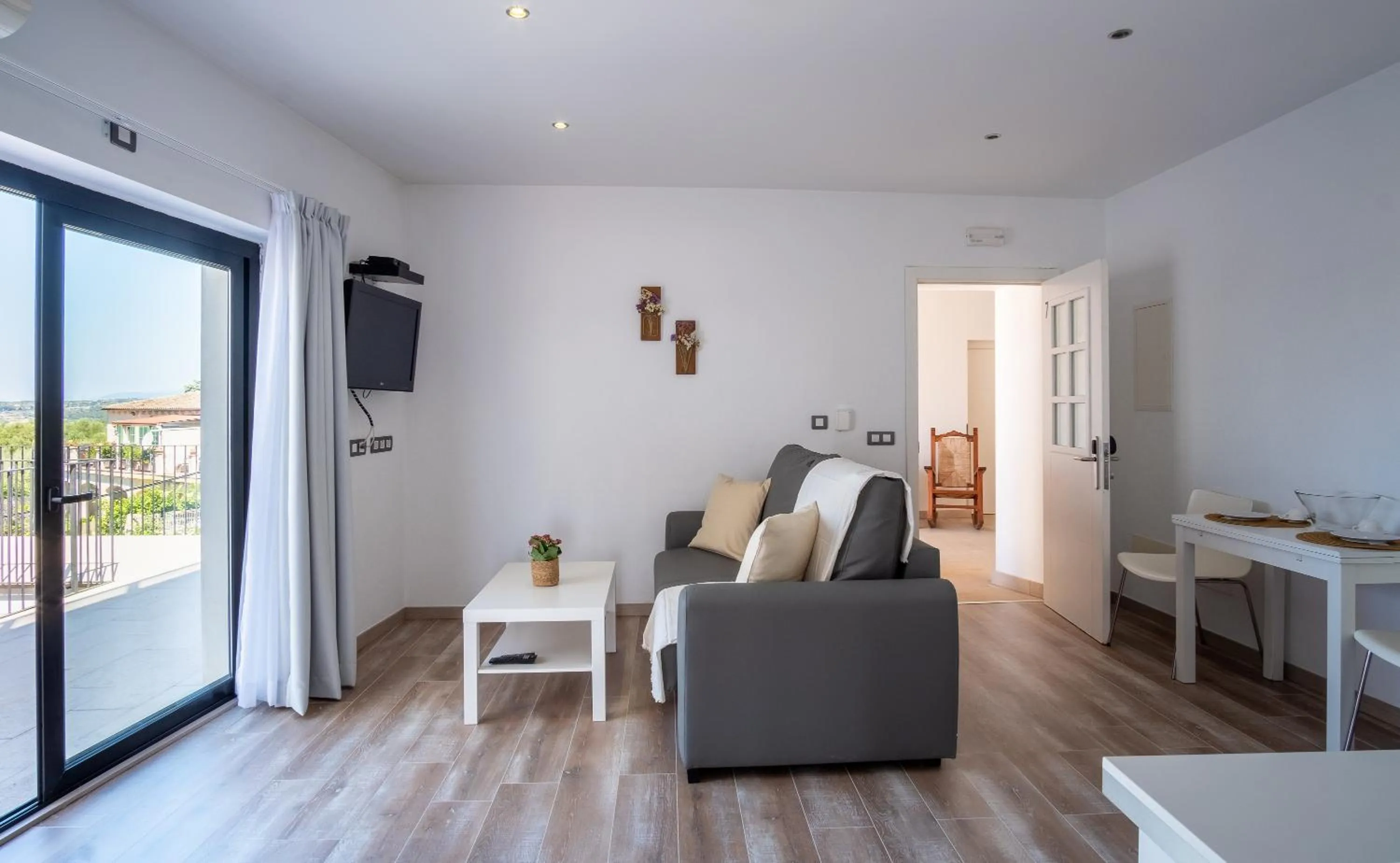 TV and multimedia in Mater Ariany