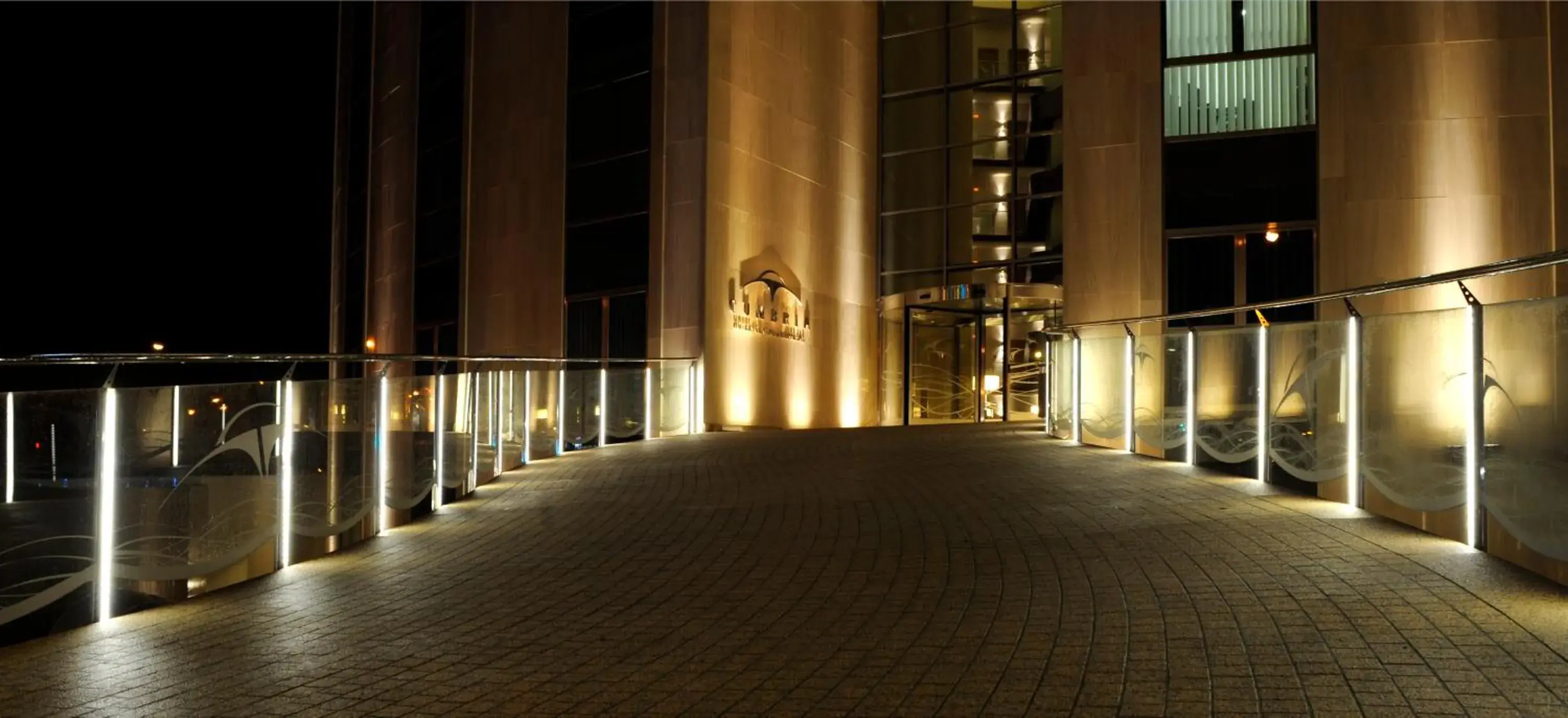 Facade/entrance in Cumbria Spa Hotel 3* Sup Facade/entrance in Cumbria Spa Hotel 3* Sup